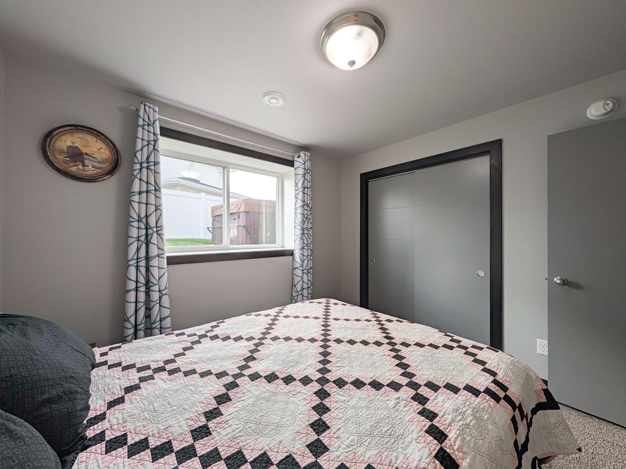 2018 single family home for sale at 818 ALBERT Drive W in West Fargo, ND — 4 bed, 3 bath (photo 53 of 59)