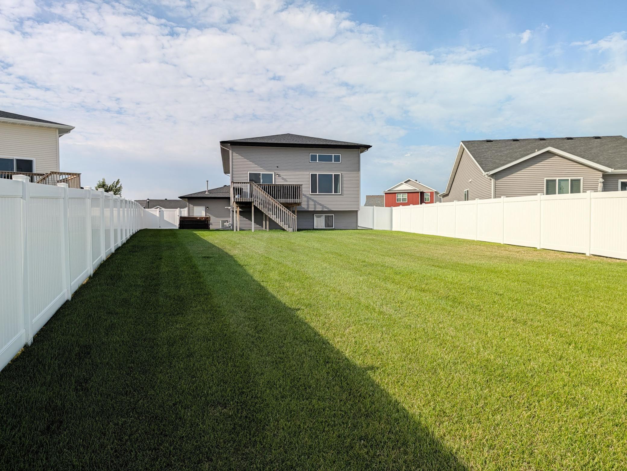 2018 single family home for sale at 818 ALBERT Drive W in West Fargo, ND — 4 bed, 3 bath (photo 8 of 59)