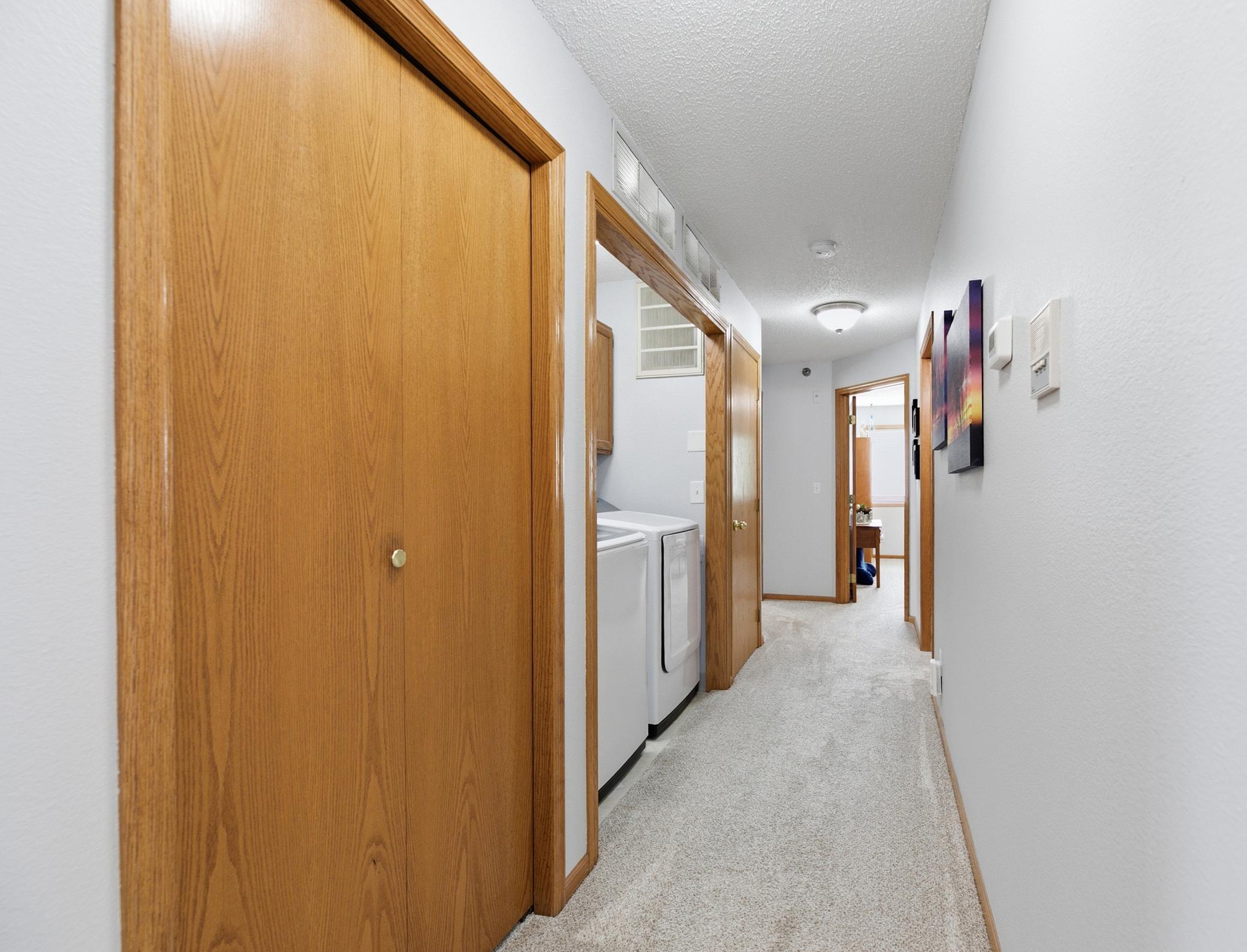1992 condo for sale at 3201 14th Street S, Unit 203 in Moorhead, MN — 2 bed, 2 bath (photo 26 of 36)