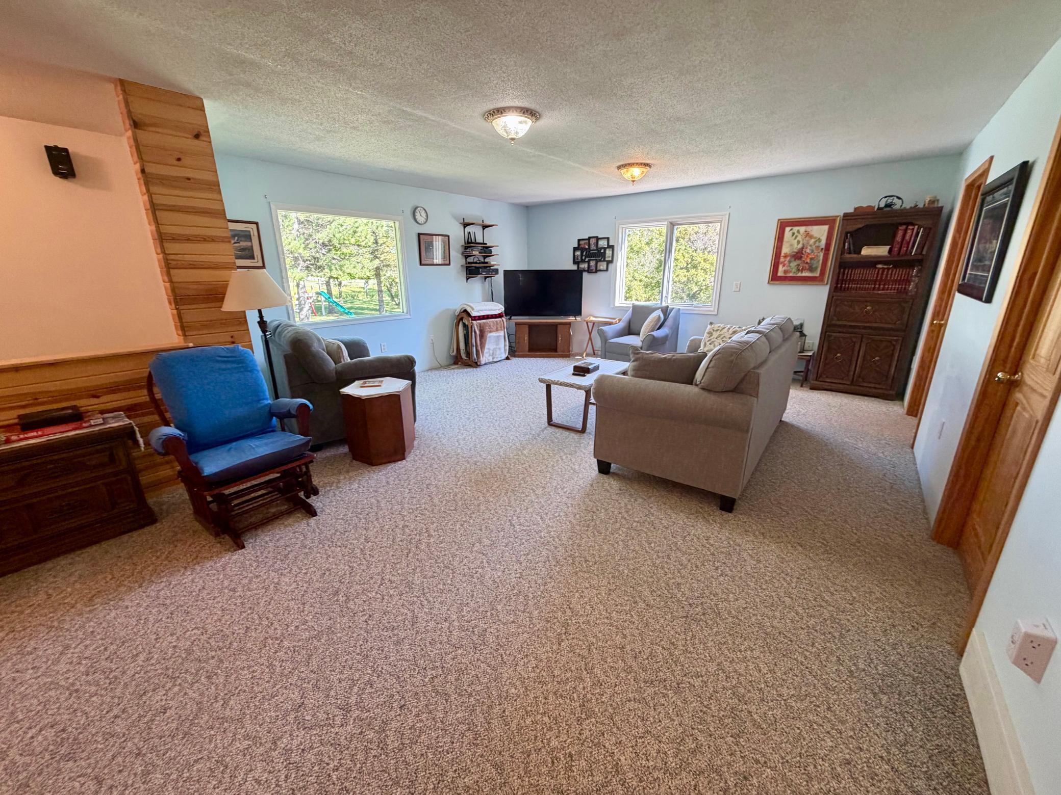 2003 single family home for sale at 14255 County Highway 11 in Audubon, MN — 3 bed, 3 bath (photo 3 of 47)