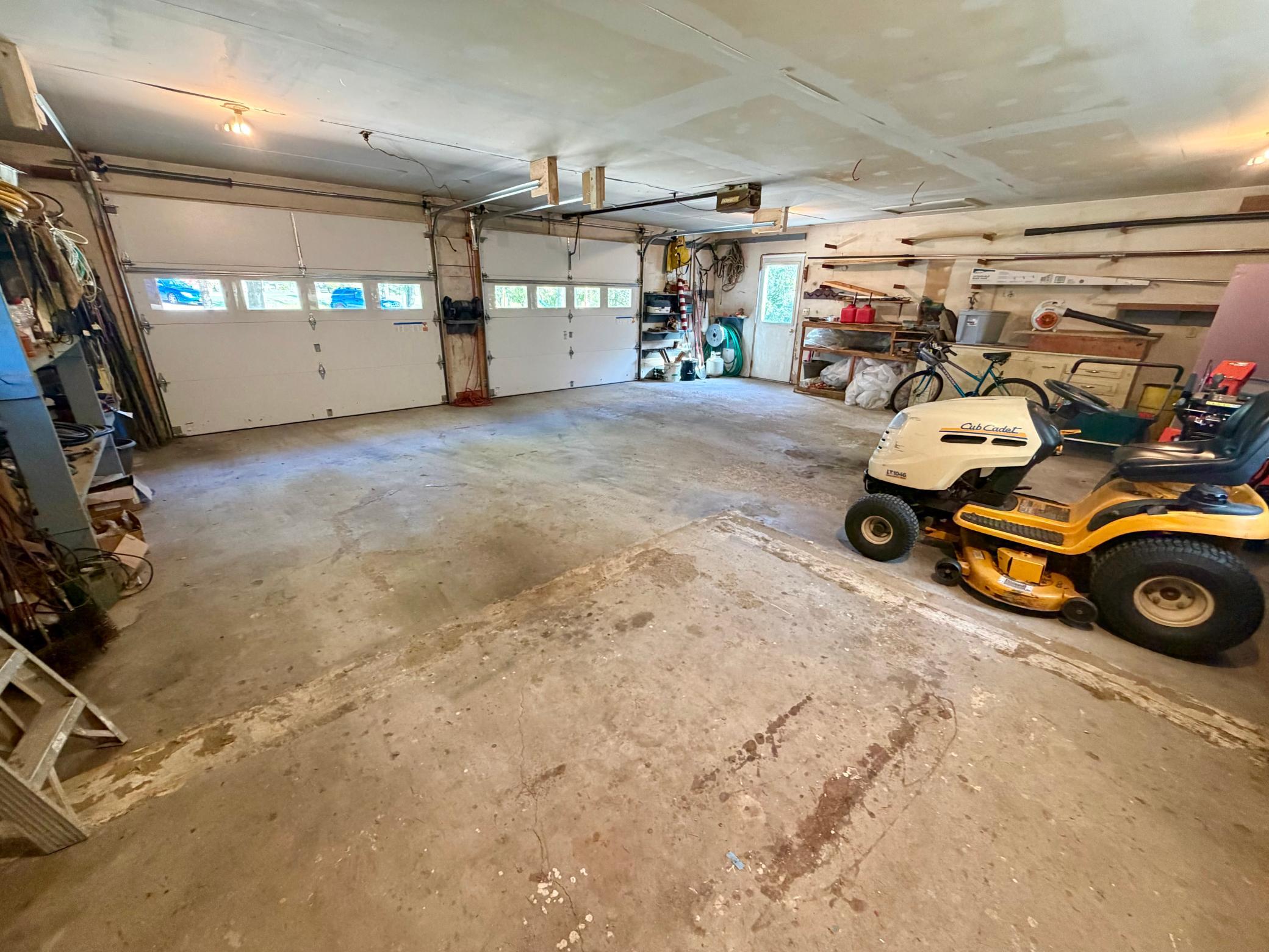 2003 single family home for sale at 14255 County Highway 11 in Audubon, MN — 3 bed, 3 bath (photo 36 of 47)