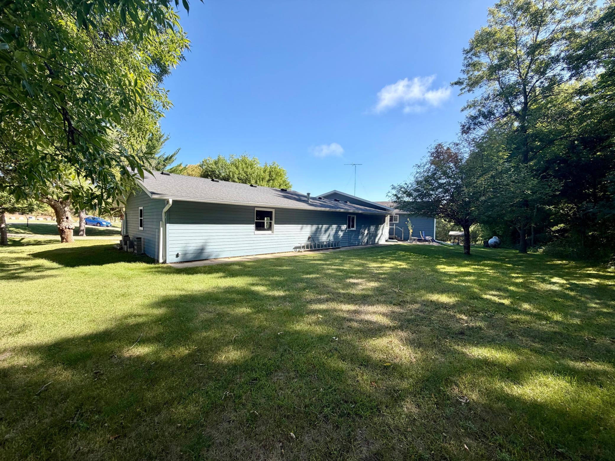 2003 single family home for sale at 14255 County Highway 11 in Audubon, MN — 3 bed, 3 bath (photo 38 of 47)