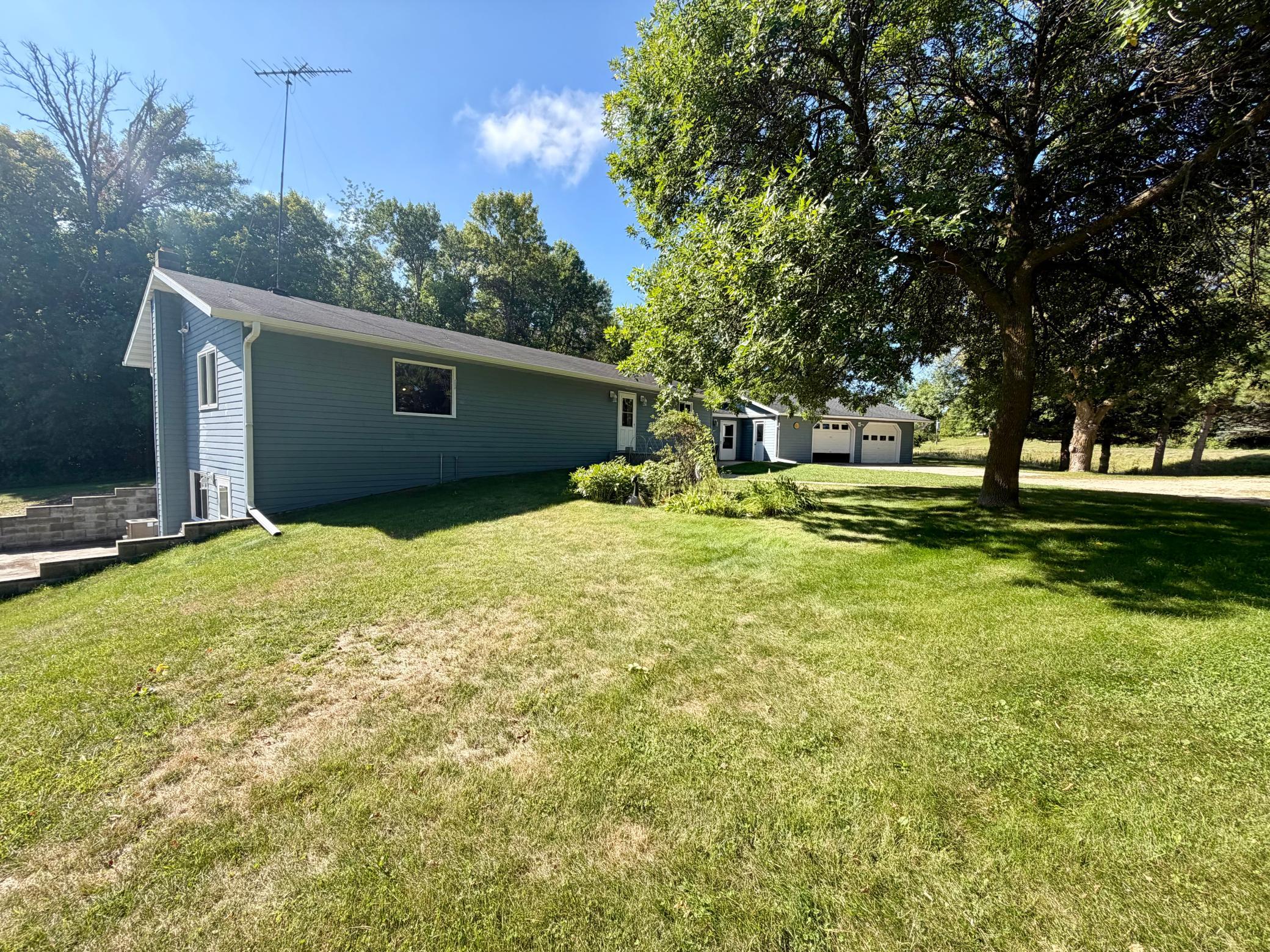 2003 single family home for sale at 14255 County Highway 11 in Audubon, MN — 3 bed, 3 bath (photo 45 of 47)