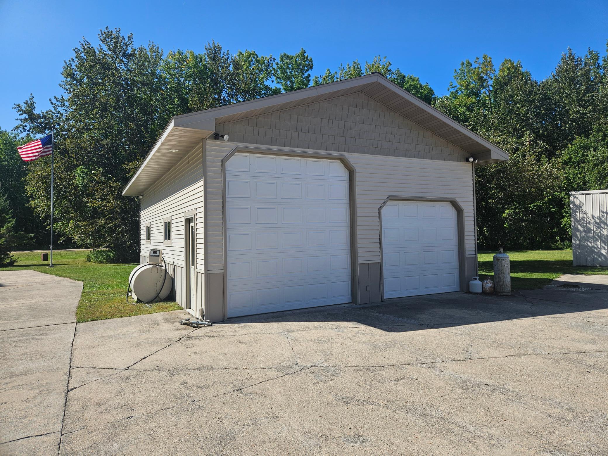 1987 single family home for sale at 6234 Sandy Shores Drive NW in Williams, MN — 3 bed, 3 bath (photo 5 of 16)