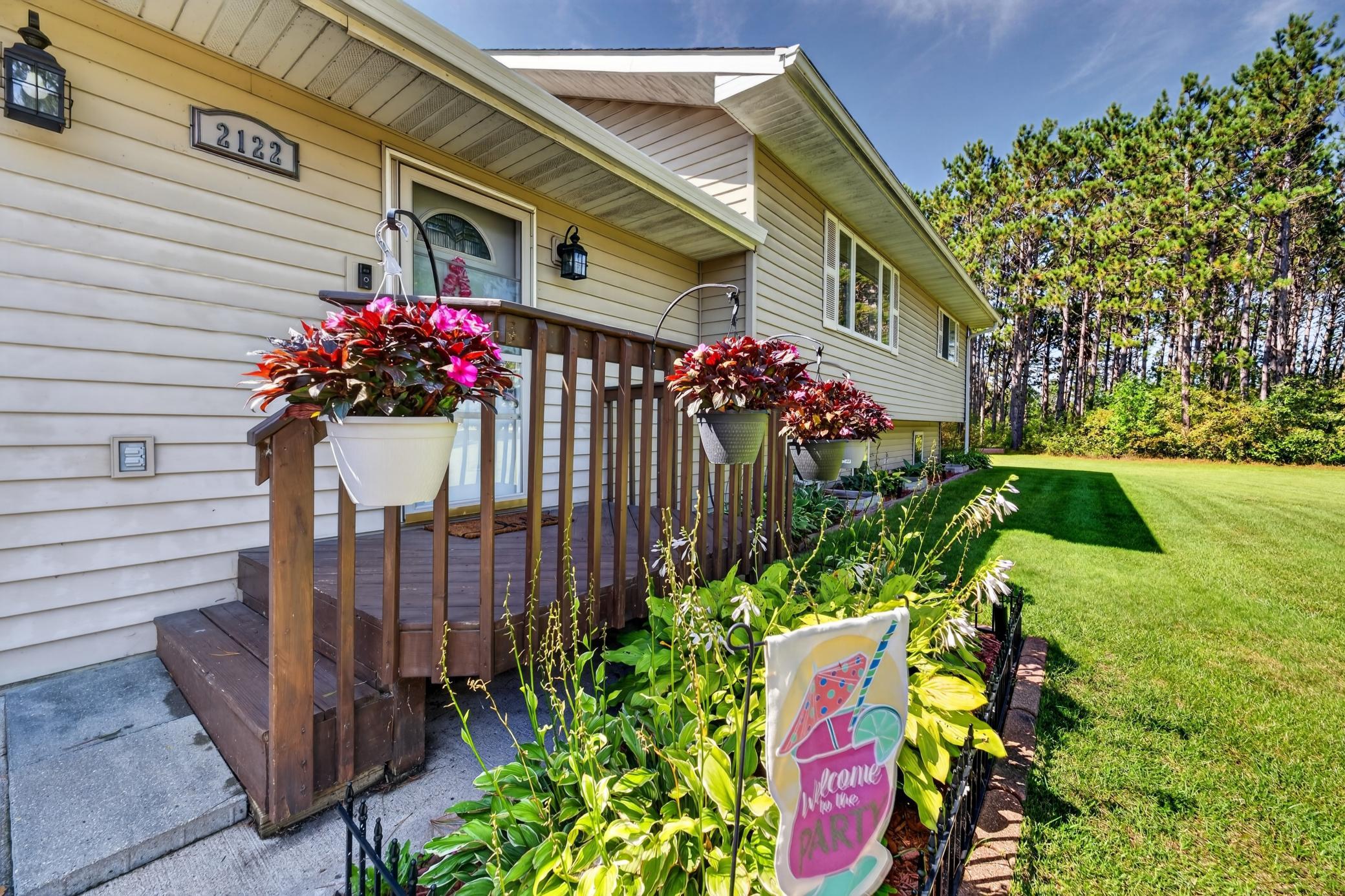 2001 single family home for sale at 2122 Harrison Court SW in Bemidji, MN — 3 bed, 3 bath (photo 12 of 34)