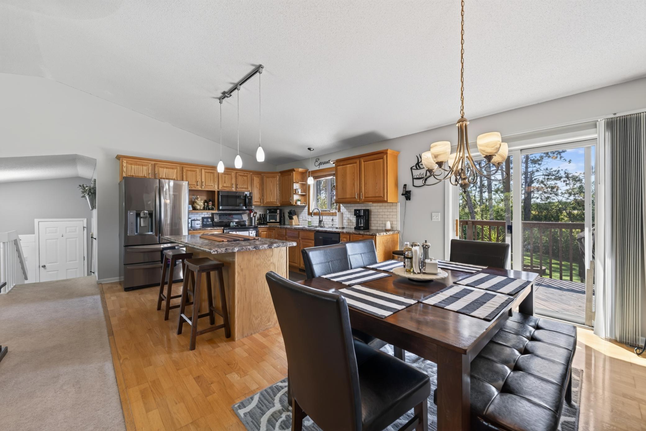 2001 single family home for sale at 2122 Harrison Court SW in Bemidji, MN — 3 bed, 3 bath (photo 19 of 34)