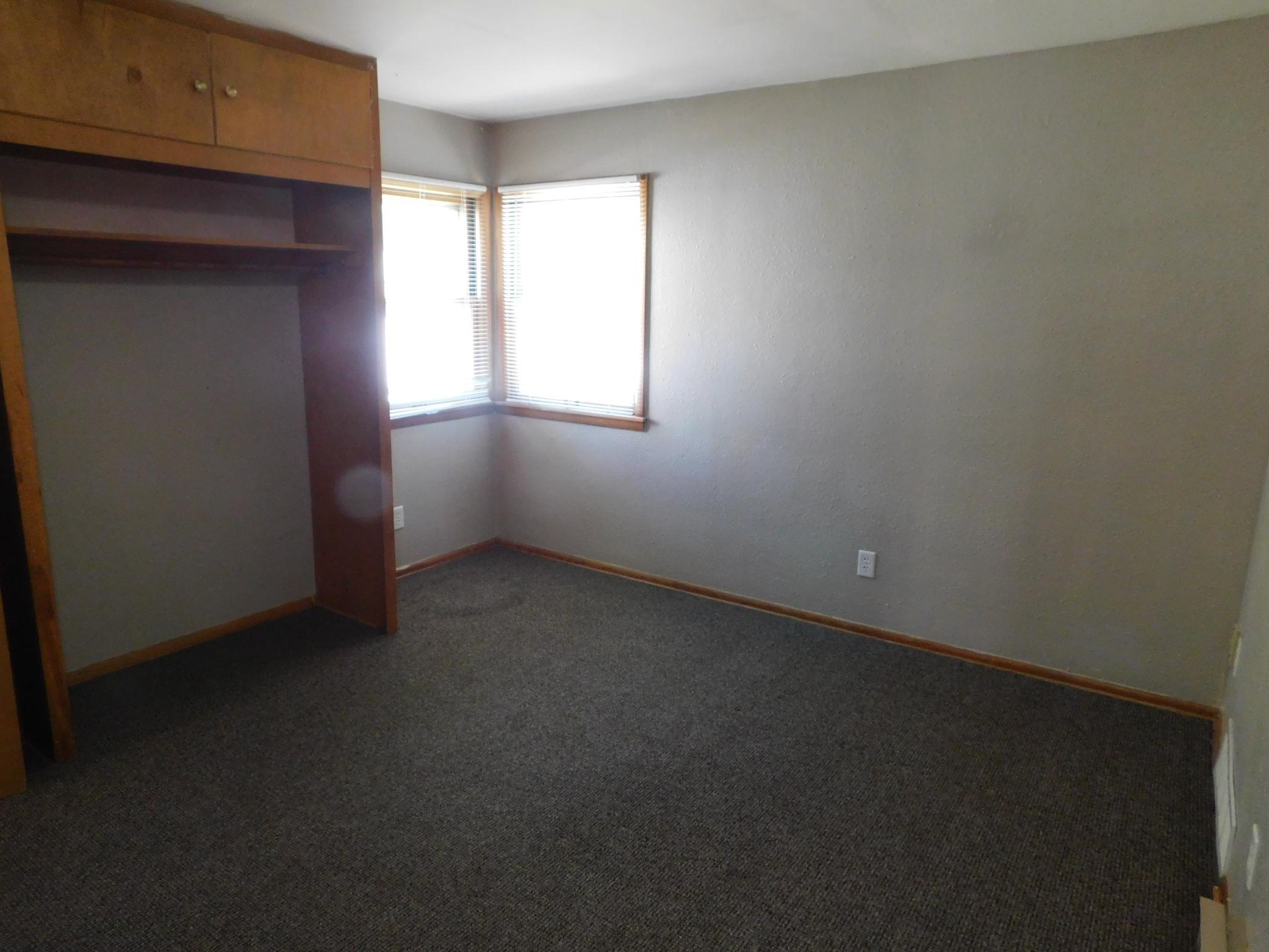 1923 single family home for sale at 606 5th Street S in Moorhead, MN — 4 bed, 3 bath (photo 16 of 33)