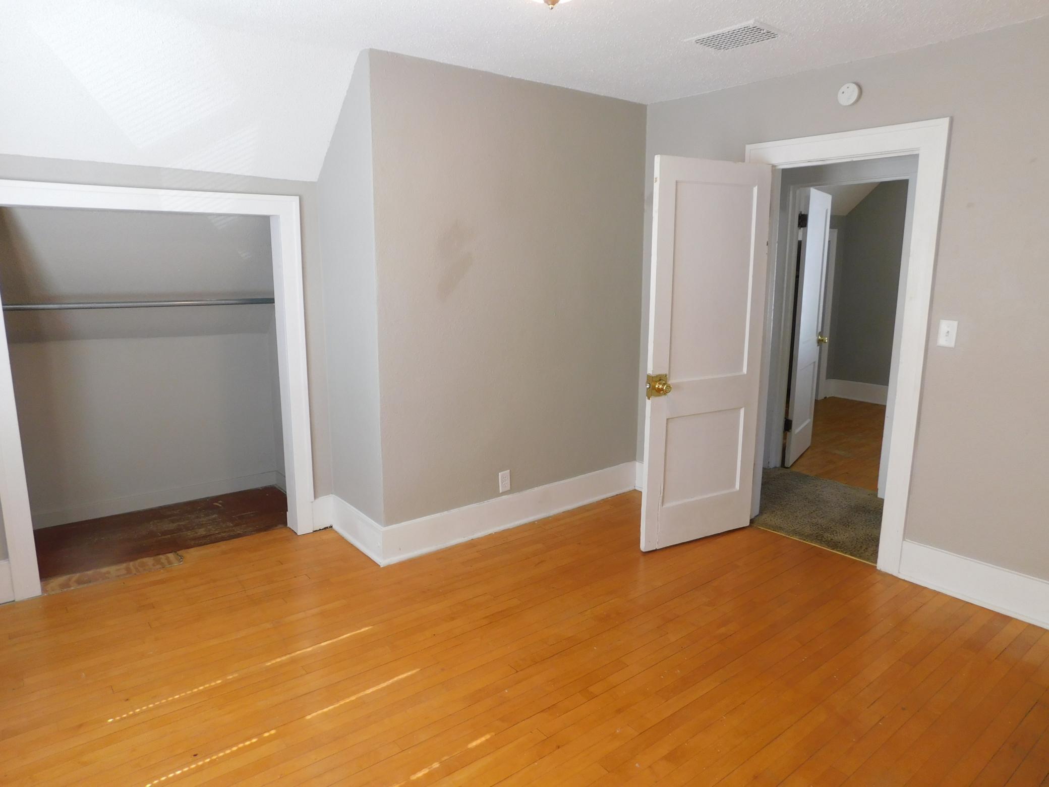 1923 single family home for sale at 606 5th Street S in Moorhead, MN — 4 bed, 3 bath (photo 23 of 33)