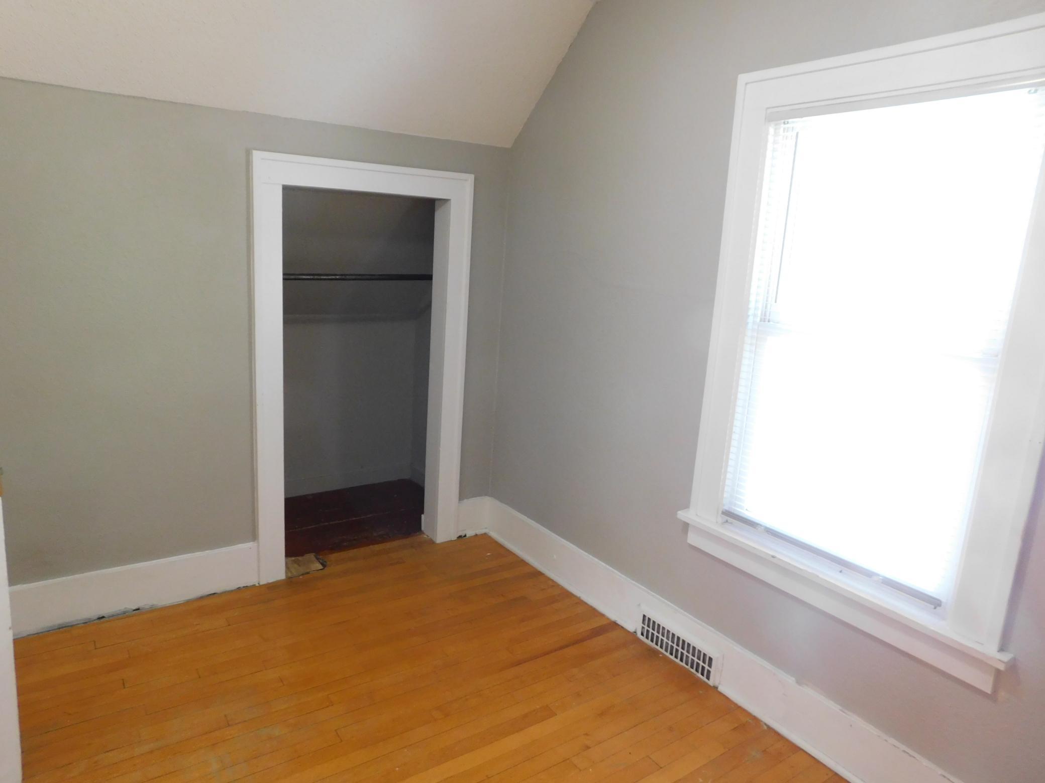 1923 single family home for sale at 606 5th Street S in Moorhead, MN — 4 bed, 3 bath (photo 25 of 33)