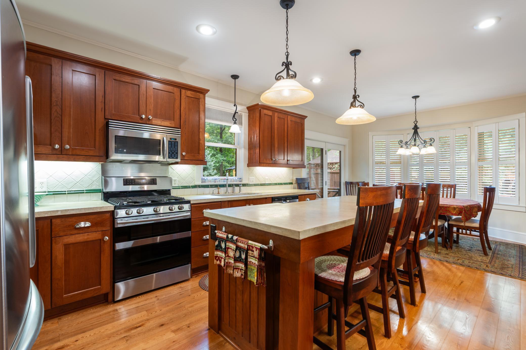 2005 single family home for sale at 12150 Pinedale Street in Crosslake, MN — 4 bed, 4 bath (photo 9 of 64)