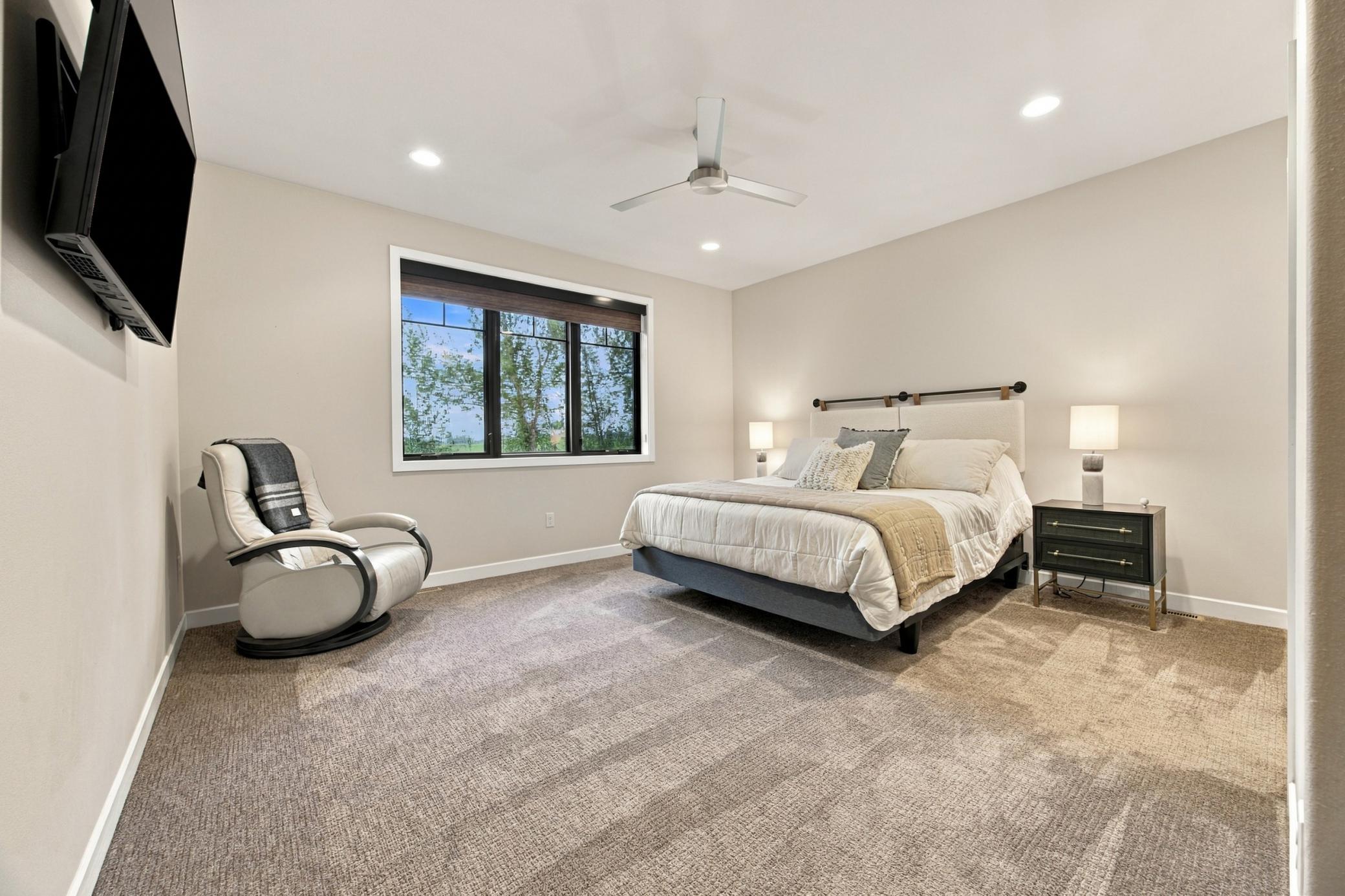 2014 single family home for sale at 4526 65th Street S in Fargo, ND — 4 bed, 3 bath (photo 13 of 34)