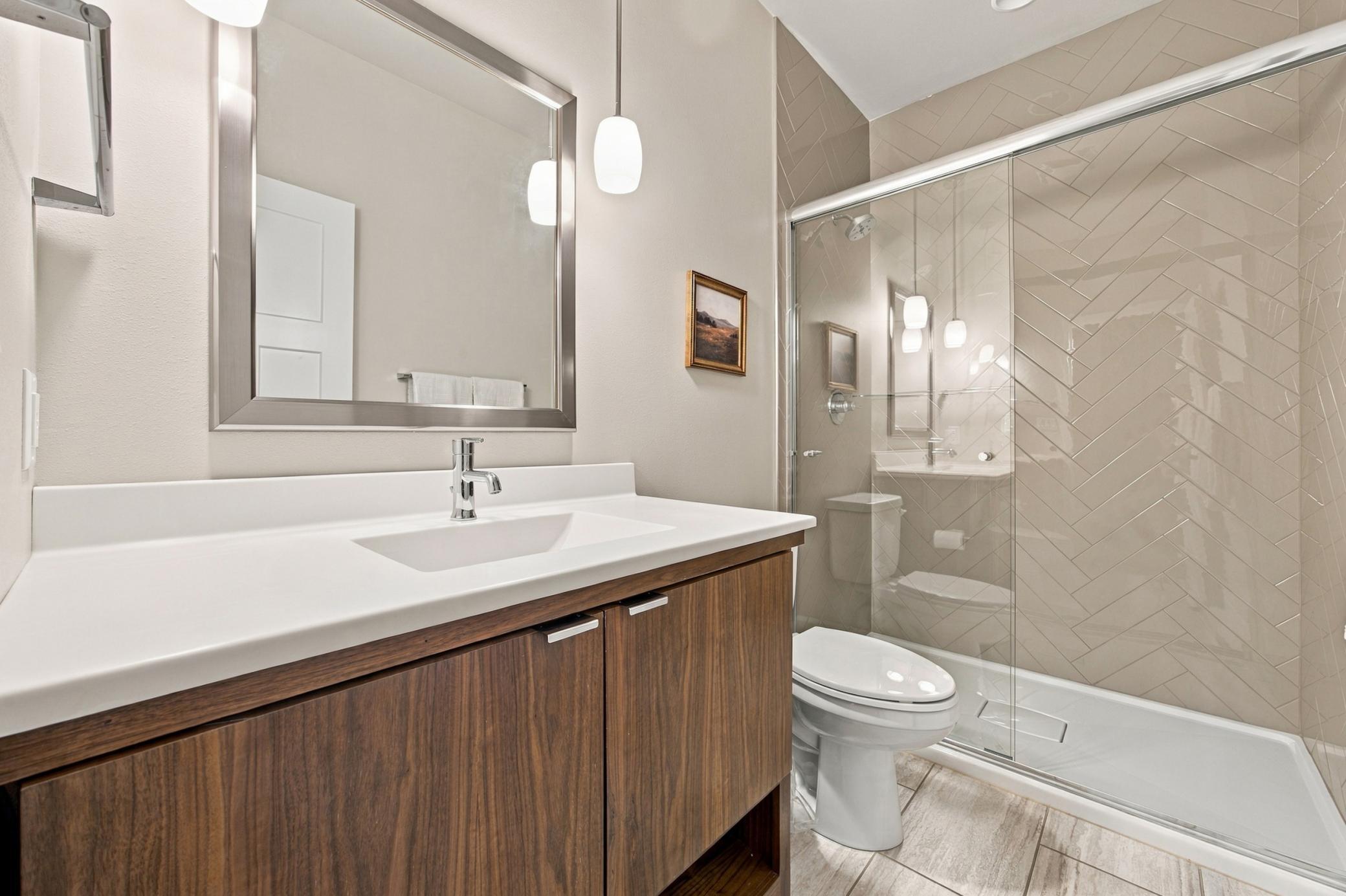 2014 single family home for sale at 4526 65th Street S in Fargo, ND — 4 bed, 3 bath (photo 18 of 34)