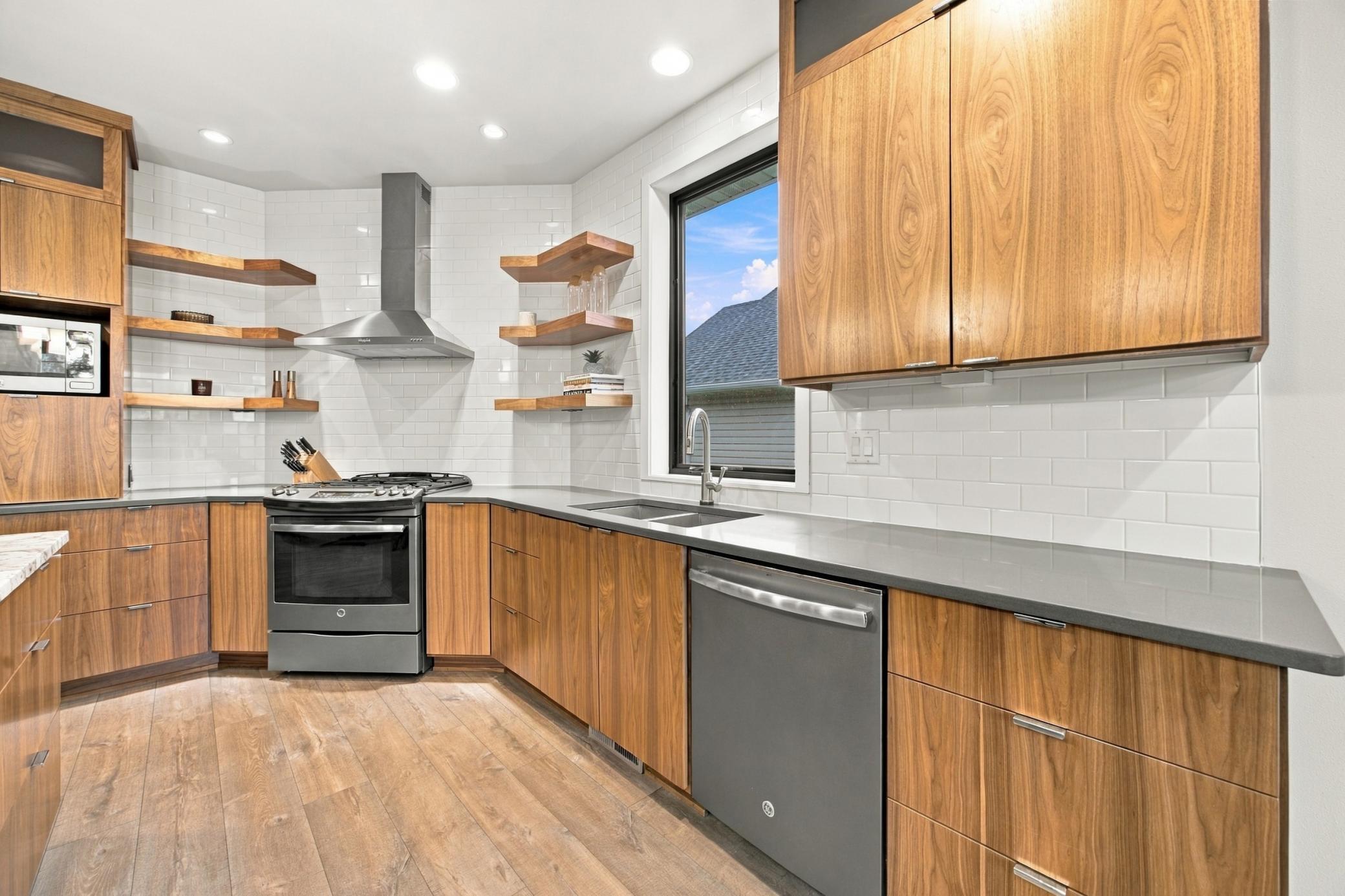 2014 single family home for sale at 4526 65th Street S in Fargo, ND — 4 bed, 3 bath (photo 10 of 34)