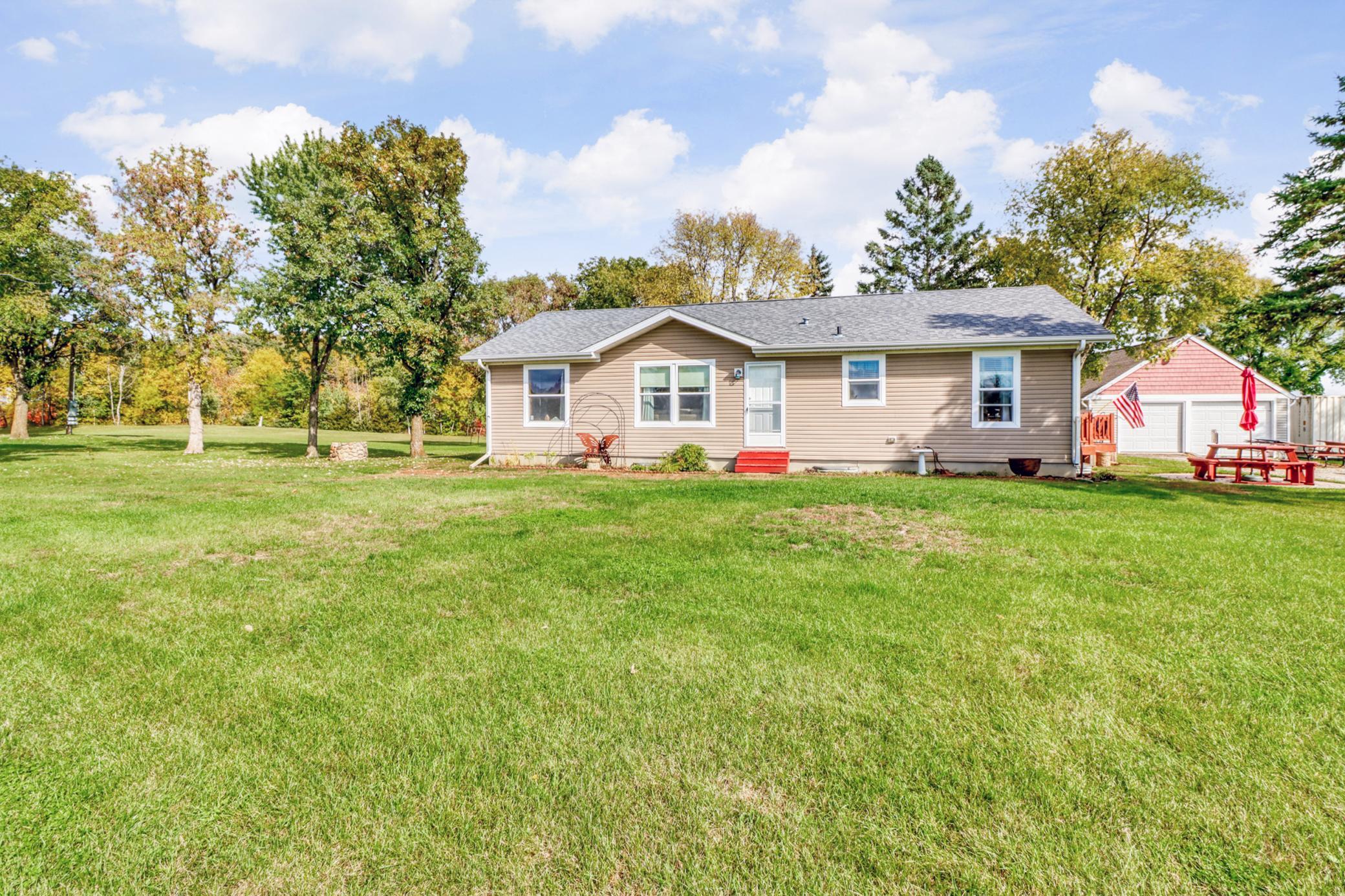 2014 single family home for sale at 25557 County Highway 22 in Detroit Lakes, MN — 3 bed, 2 bath