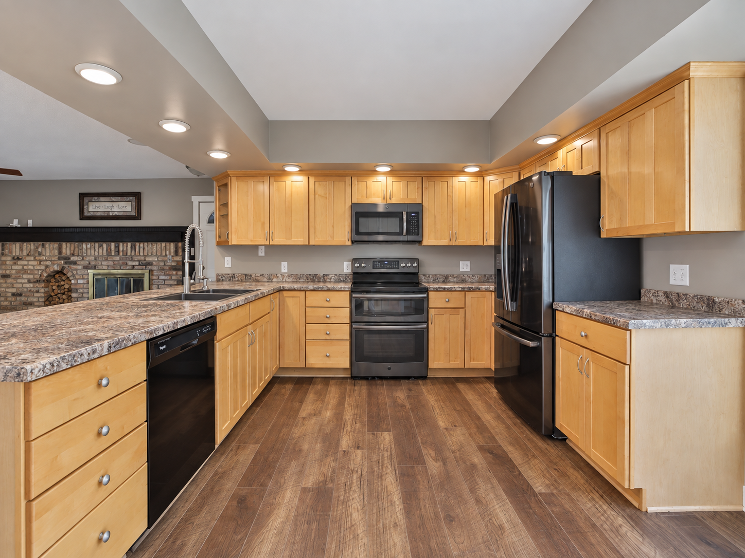 1973 single family home for sale at 27088 130th Street in Staples, MN — 5 bed, 4 bath (photo 3 of 38)