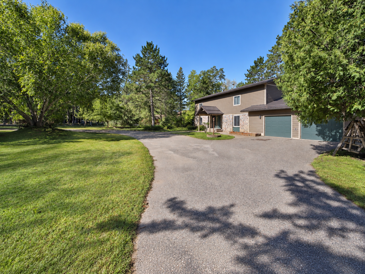 1973 single family home for sale at 27088 130th Street in Staples, MN — 5 bed, 4 bath (photo 37 of 38)