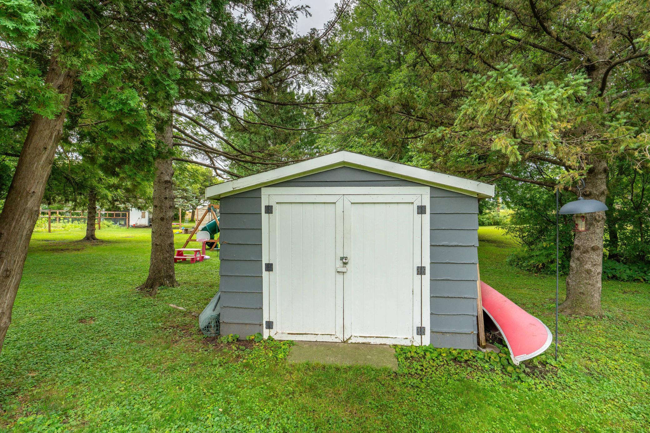 1955 single family home for sale at 416 E Saint Charles Avenue in Fergus Falls, MN — 3 bed, 2 bath (photo 17 of 71)