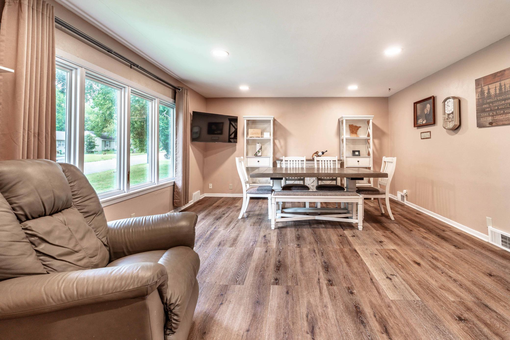 1955 single family home for sale at 416 E Saint Charles Avenue in Fergus Falls, MN — 3 bed, 2 bath (photo 25 of 71)