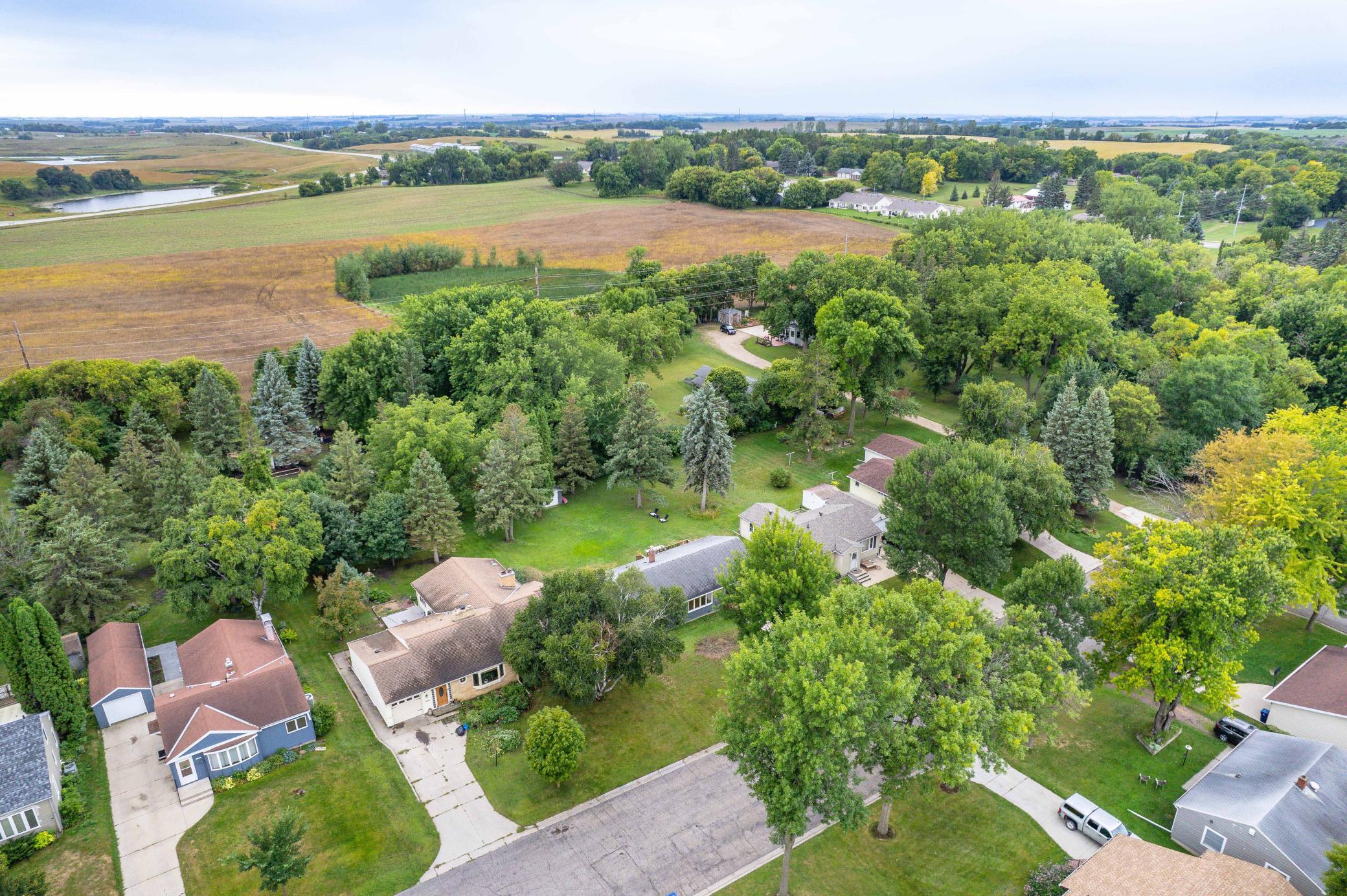 1955 single family home for sale at 416 E Saint Charles Avenue in Fergus Falls, MN — 3 bed, 2 bath (photo 60 of 71)