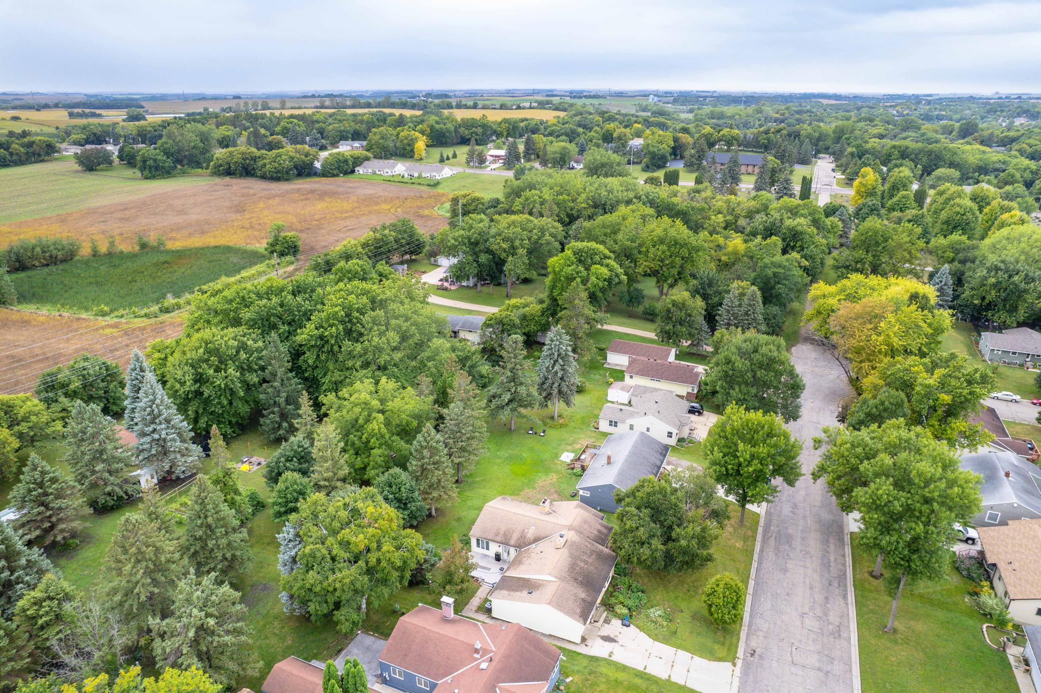 1955 single family home for sale at 416 E Saint Charles Avenue in Fergus Falls, MN — 3 bed, 2 bath (photo 61 of 71)