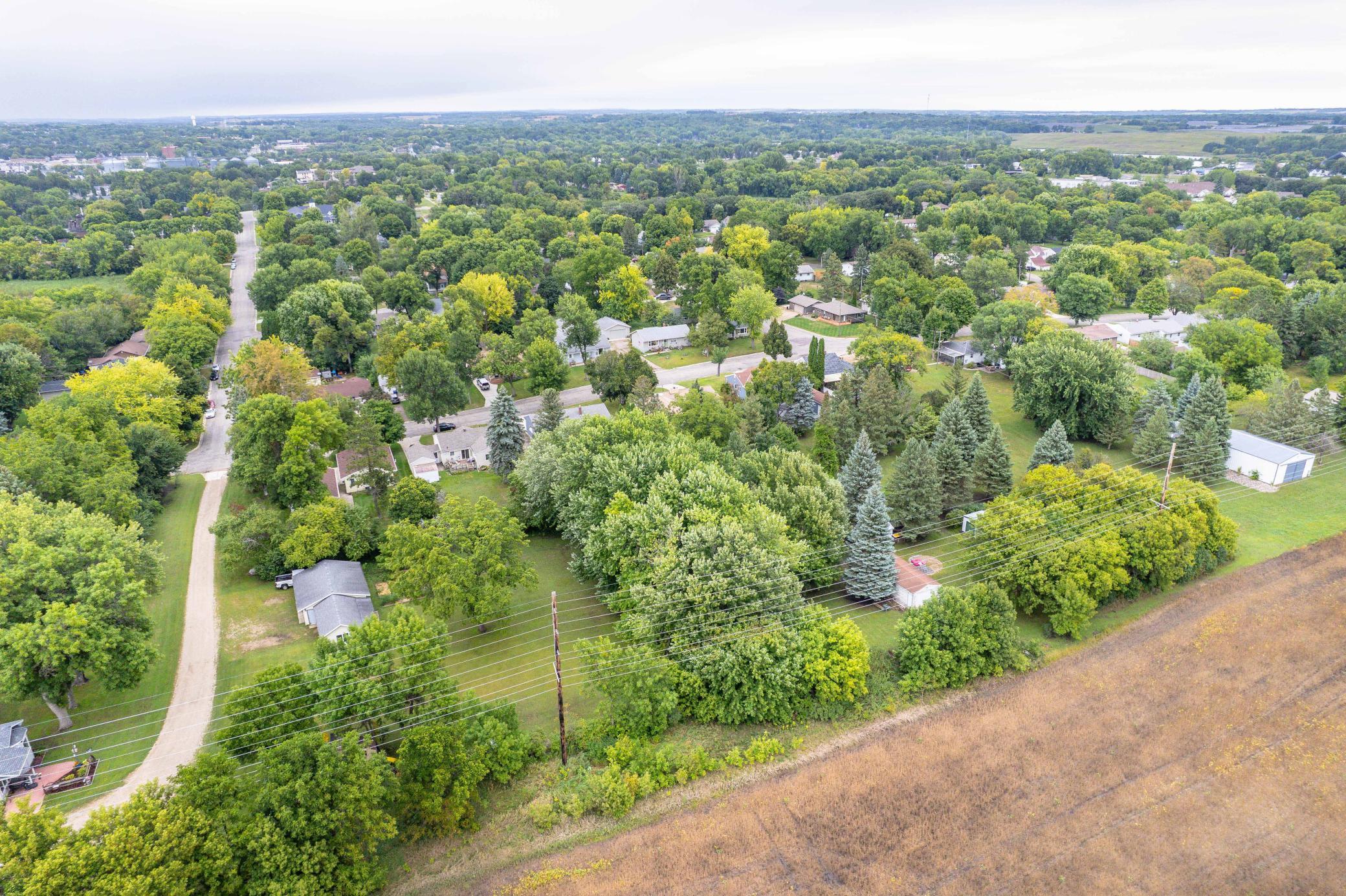 1955 single family home for sale at 416 E Saint Charles Avenue in Fergus Falls, MN — 3 bed, 2 bath (photo 65 of 71)