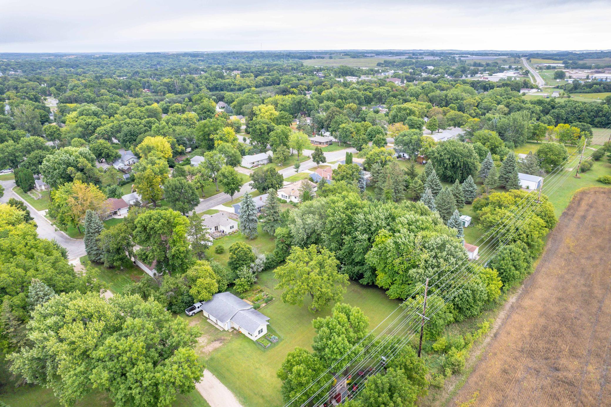 1955 single family home for sale at 416 E Saint Charles Avenue in Fergus Falls, MN — 3 bed, 2 bath (photo 66 of 71)