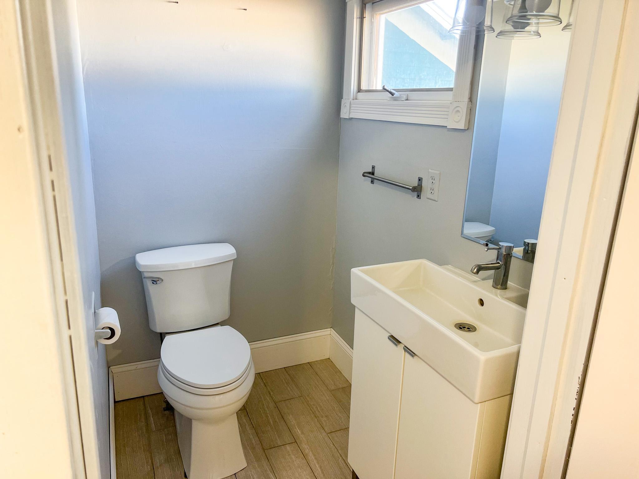 1900 single family home for sale at 506 Steele Avenue in Hope, ND — 3 bed, 2 bath (photo 19 of 49)
