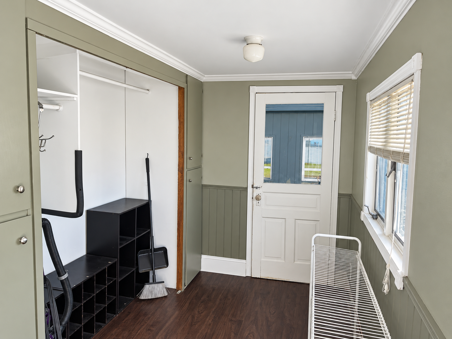 1900 single family home for sale at 506 Steele Avenue in Hope, ND — 3 bed, 2 bath (photo 24 of 49)