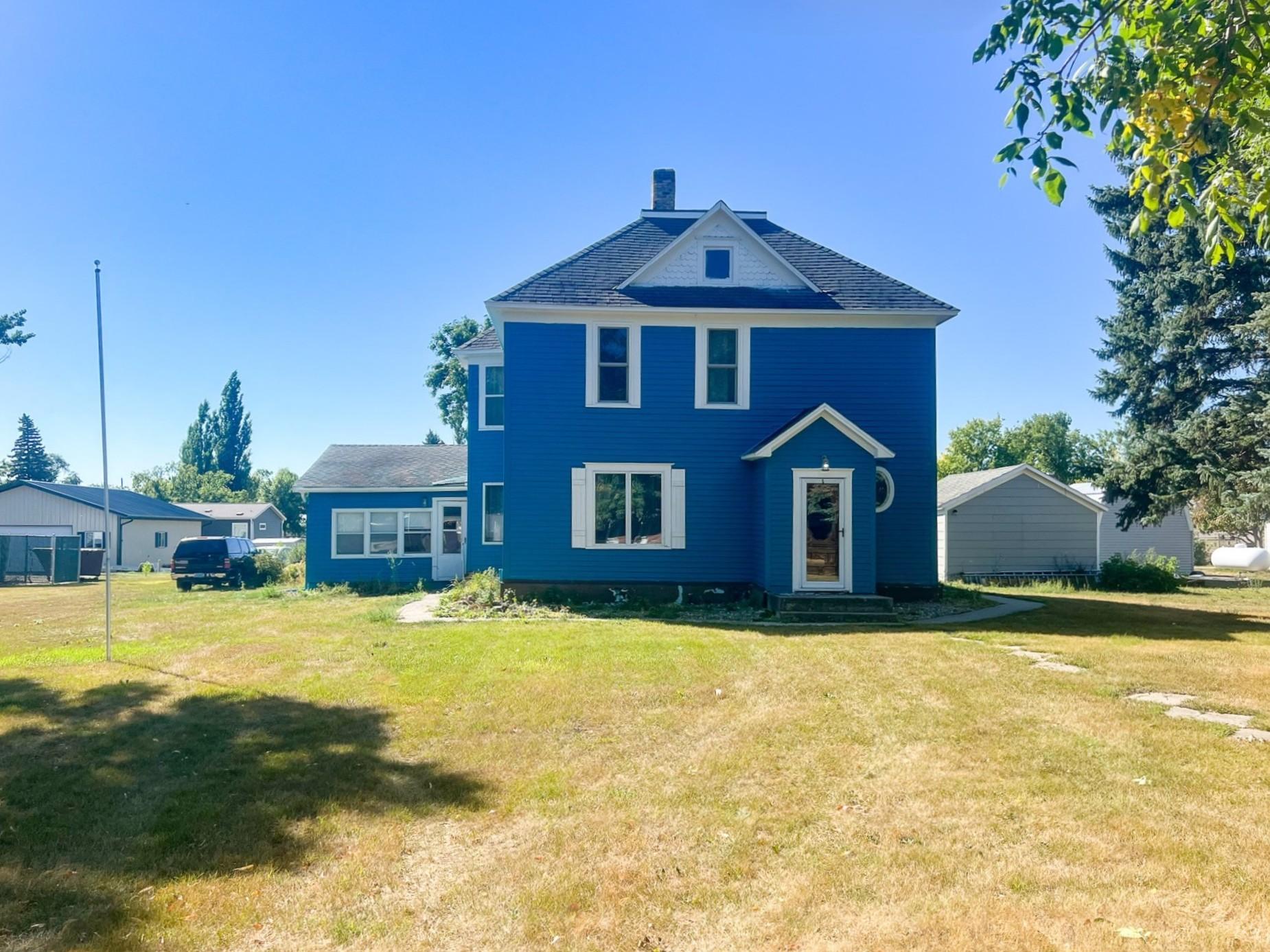 1900 single family home for sale at 506 Steele Avenue in Hope, ND — 3 bed, 2 bath (photo 43 of 49)