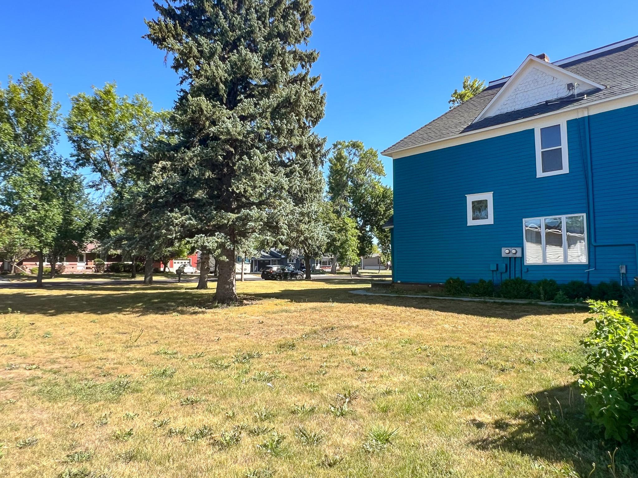 1900 single family home for sale at 506 Steele Avenue in Hope, ND — 3 bed, 2 bath (photo 46 of 49)