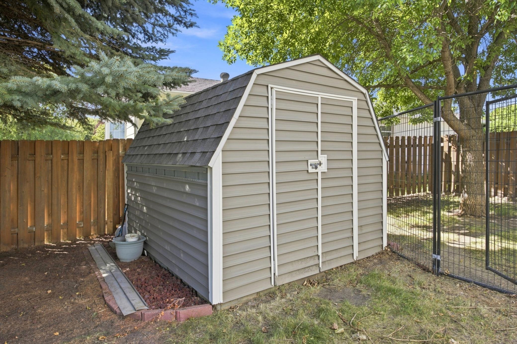 1990 single family home for sale at 1975 29th Street Circle S in Moorhead, MN — 4 bed, 4 bath (photo 38 of 55)