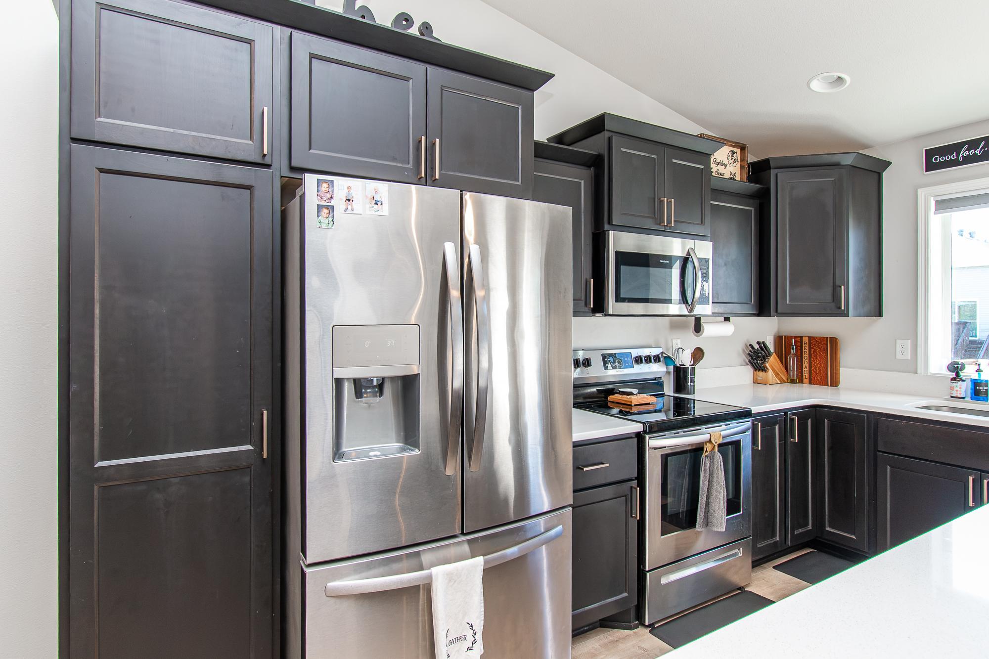 2021 single family home for sale at 7880 Lost River Road in Horace, ND — 4 bed, 3 bath (photo 12 of 46)