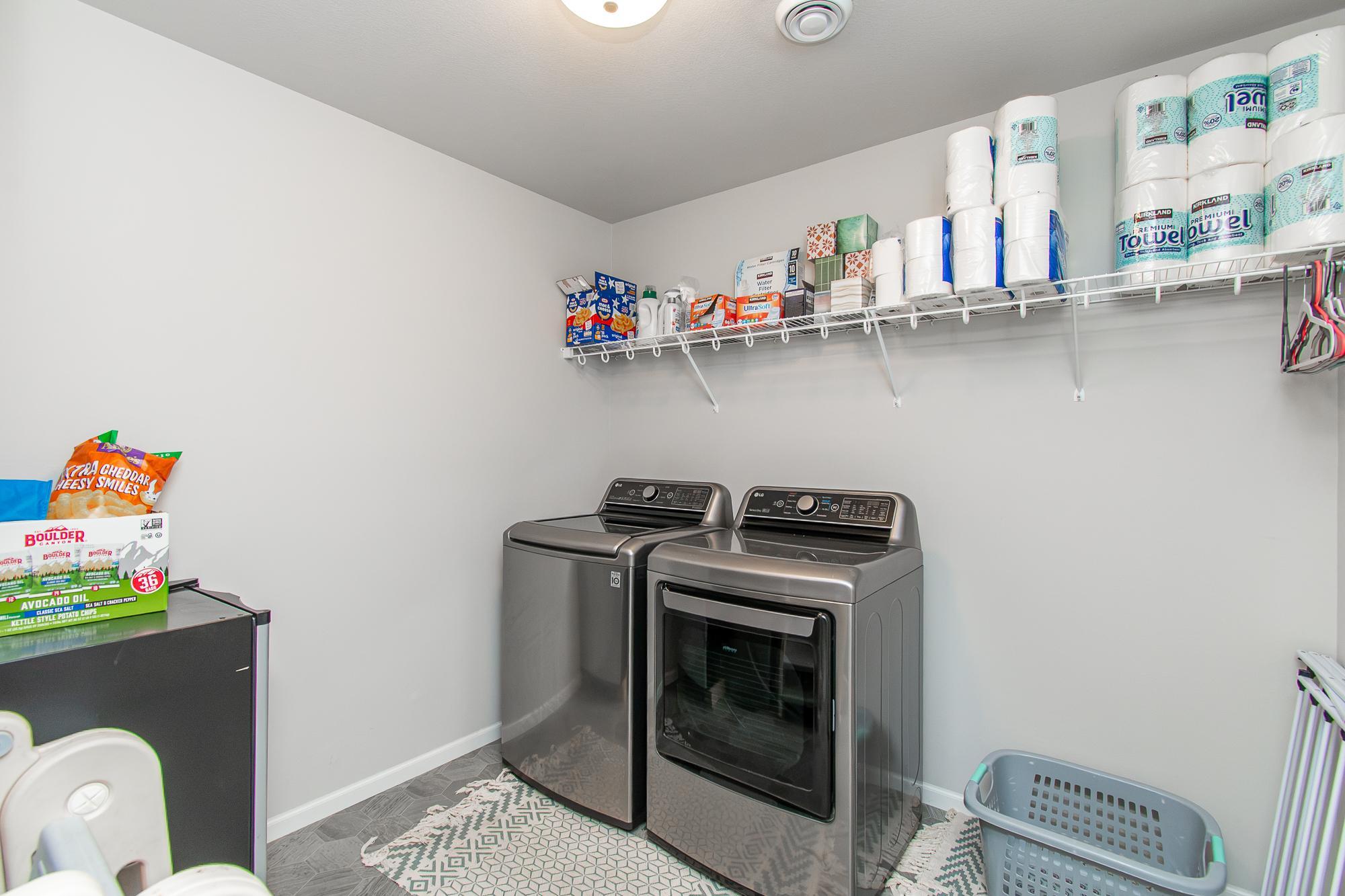 2021 single family home for sale at 7880 Lost River Road in Horace, ND — 4 bed, 3 bath (photo 33 of 46)