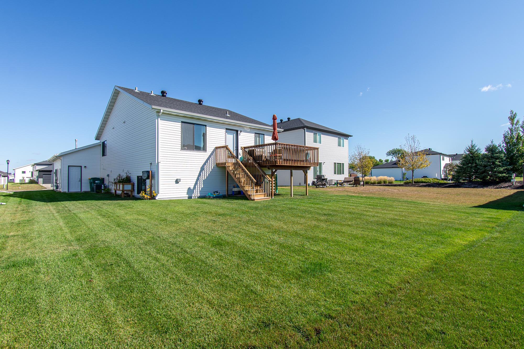 2021 single family home for sale at 7880 Lost River Road in Horace, ND — 4 bed, 3 bath (photo 40 of 46)