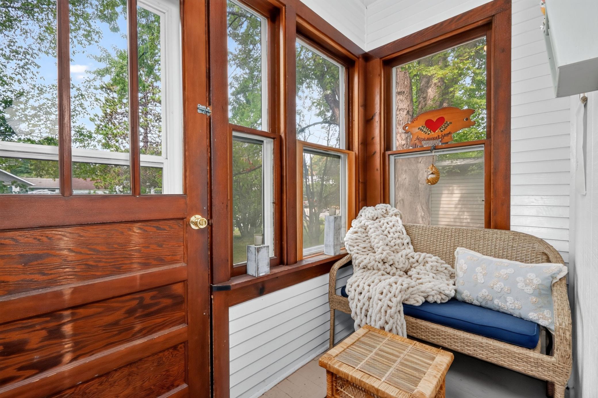 1905 single family home for sale at 204 Dudley Avenue in Coleraine, MN — 2 bed, 2 bath (photo 20 of 44)