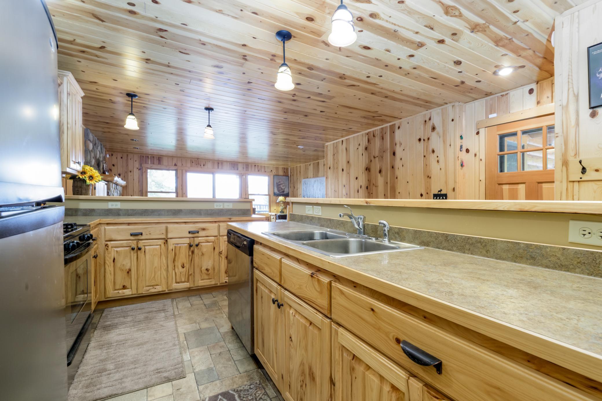 2007 single family home for sale at 14461 County Road 116 in Merrifield, MN — 3 bed, 2 bath (photo 6 of 33)