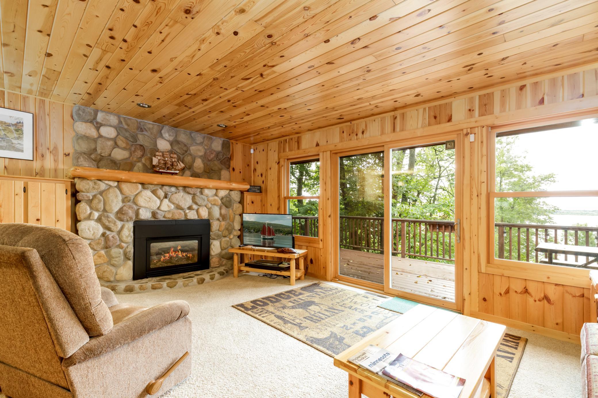 2007 single family home for sale at 14461 County Road 116 in Merrifield, MN — 3 bed, 2 bath (photo 10 of 33)