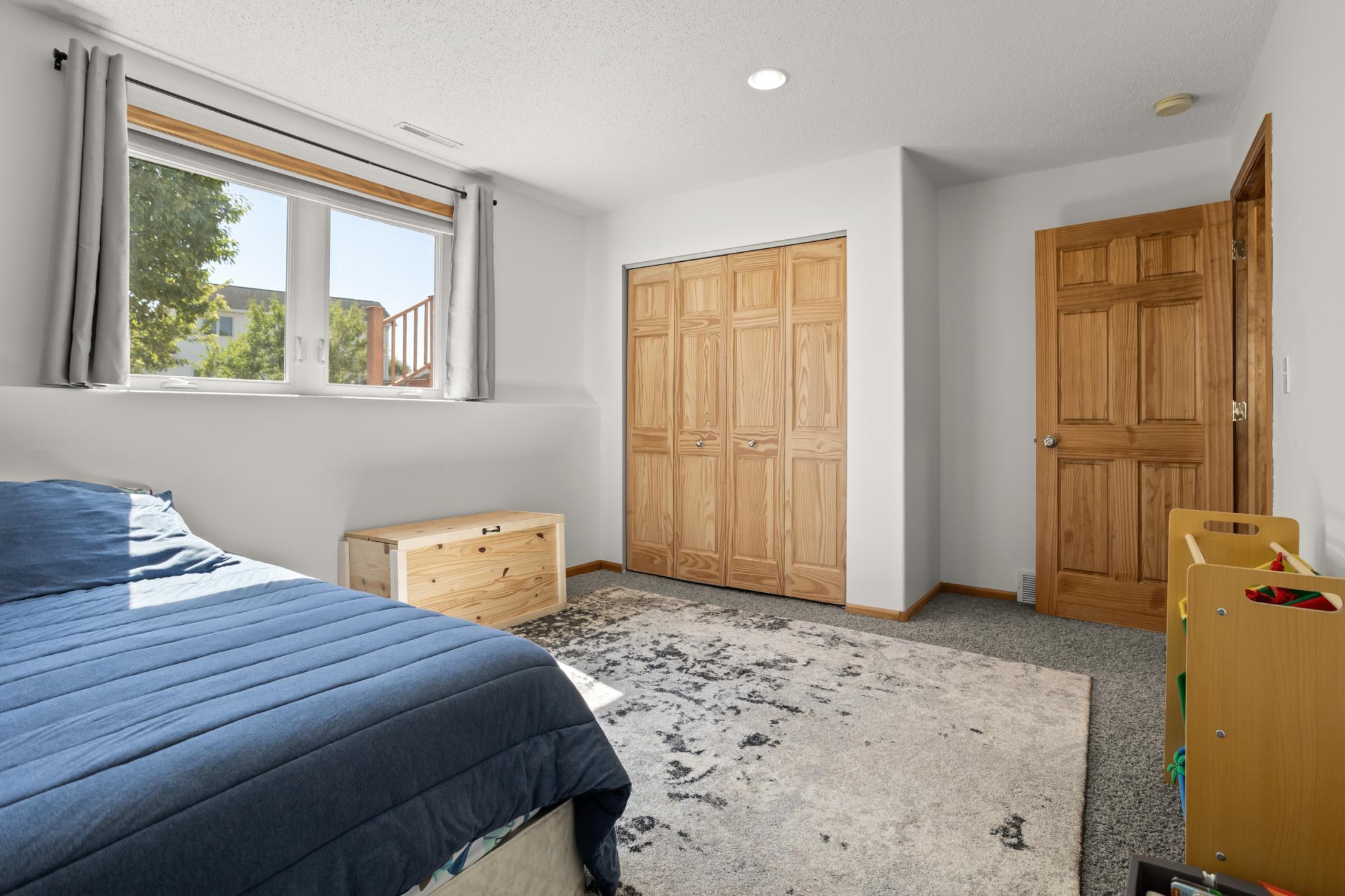 2004 single family home for sale at 821 16th Avenue W in West Fargo, ND — 4 bed, 3 bath (photo 31 of 42)
