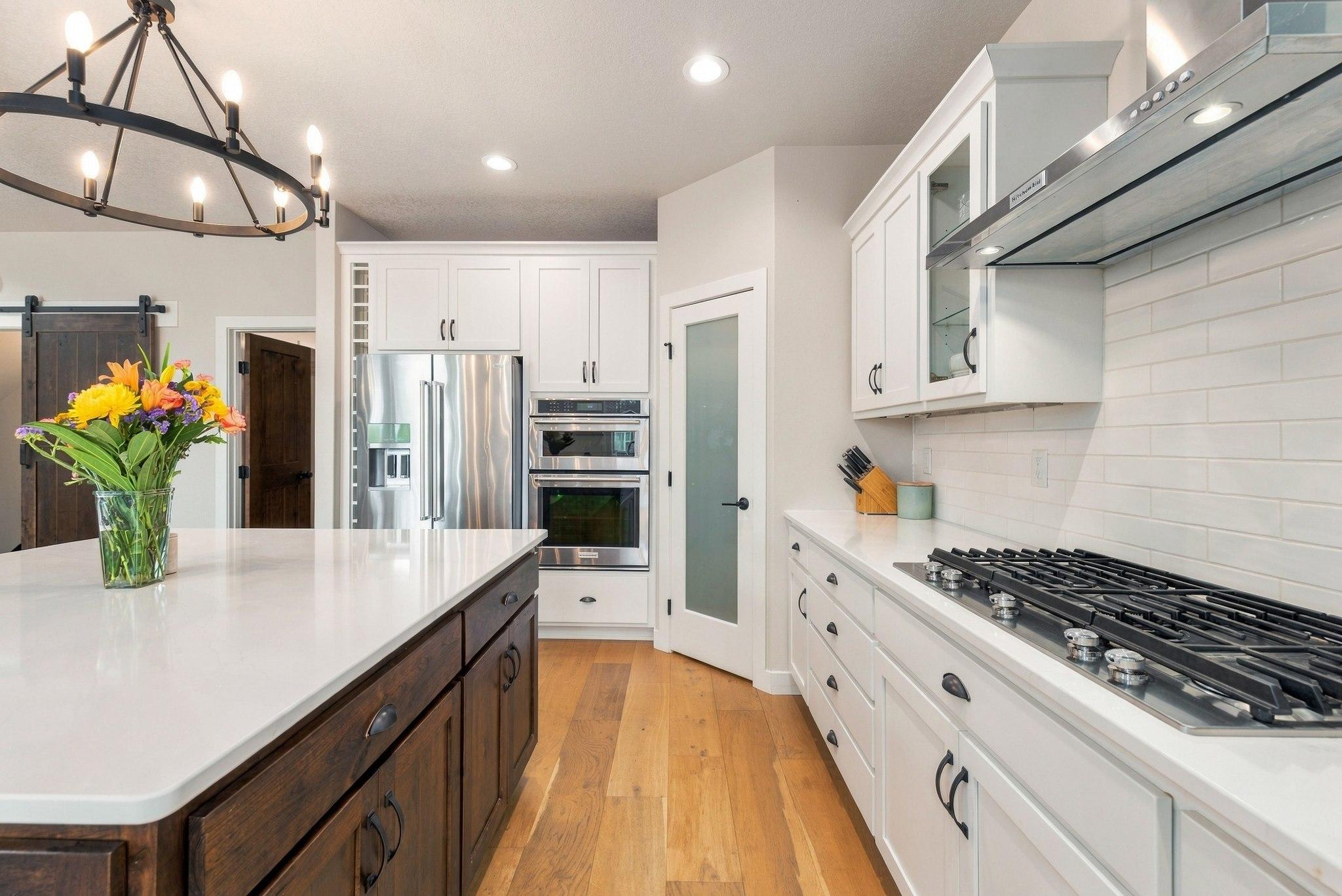 2015 single family home for sale at 2815 PYLE Lane E in West Fargo, ND — 6 bed, 4 bath (photo 15 of 56)