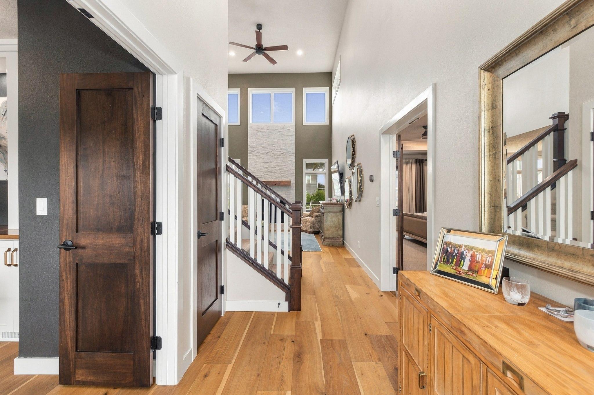 2015 single family home for sale at 2815 PYLE Lane E in West Fargo, ND — 6 bed, 4 bath (photo 4 of 56)