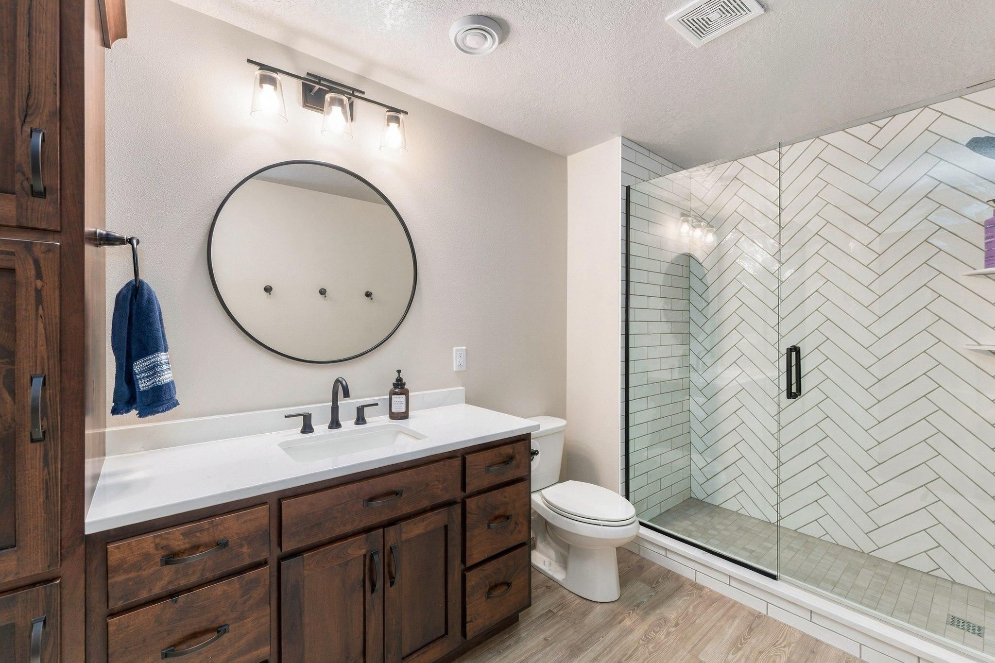 2015 single family home for sale at 2815 PYLE Lane E in West Fargo, ND — 6 bed, 4 bath (photo 39 of 56)