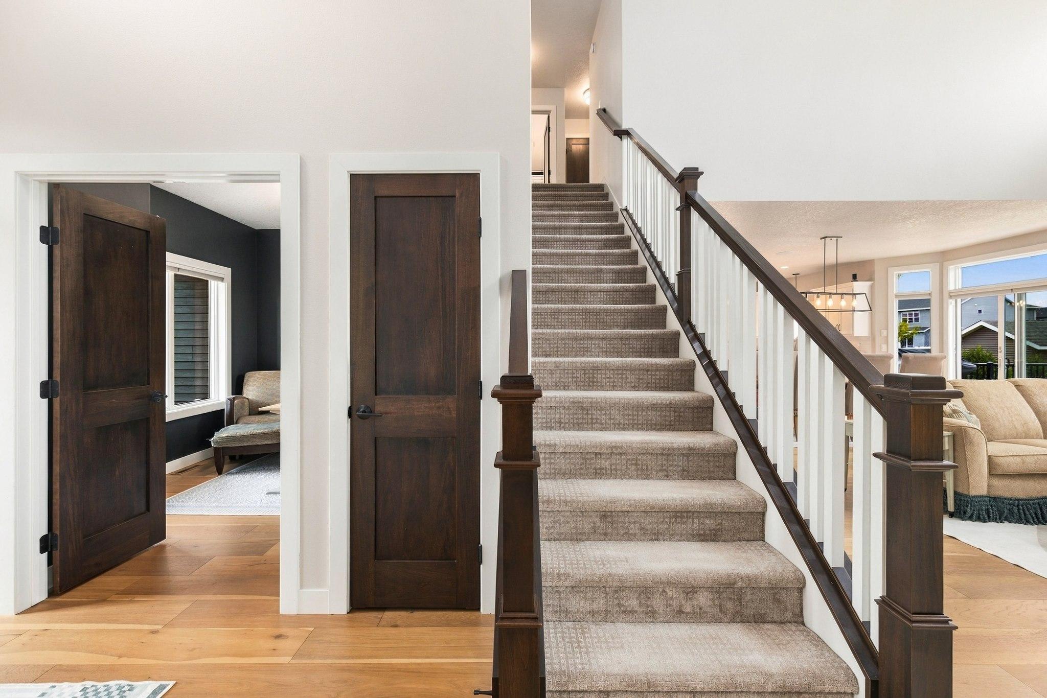 2015 single family home for sale at 2815 PYLE Lane E in West Fargo, ND — 6 bed, 4 bath (photo 5 of 56)