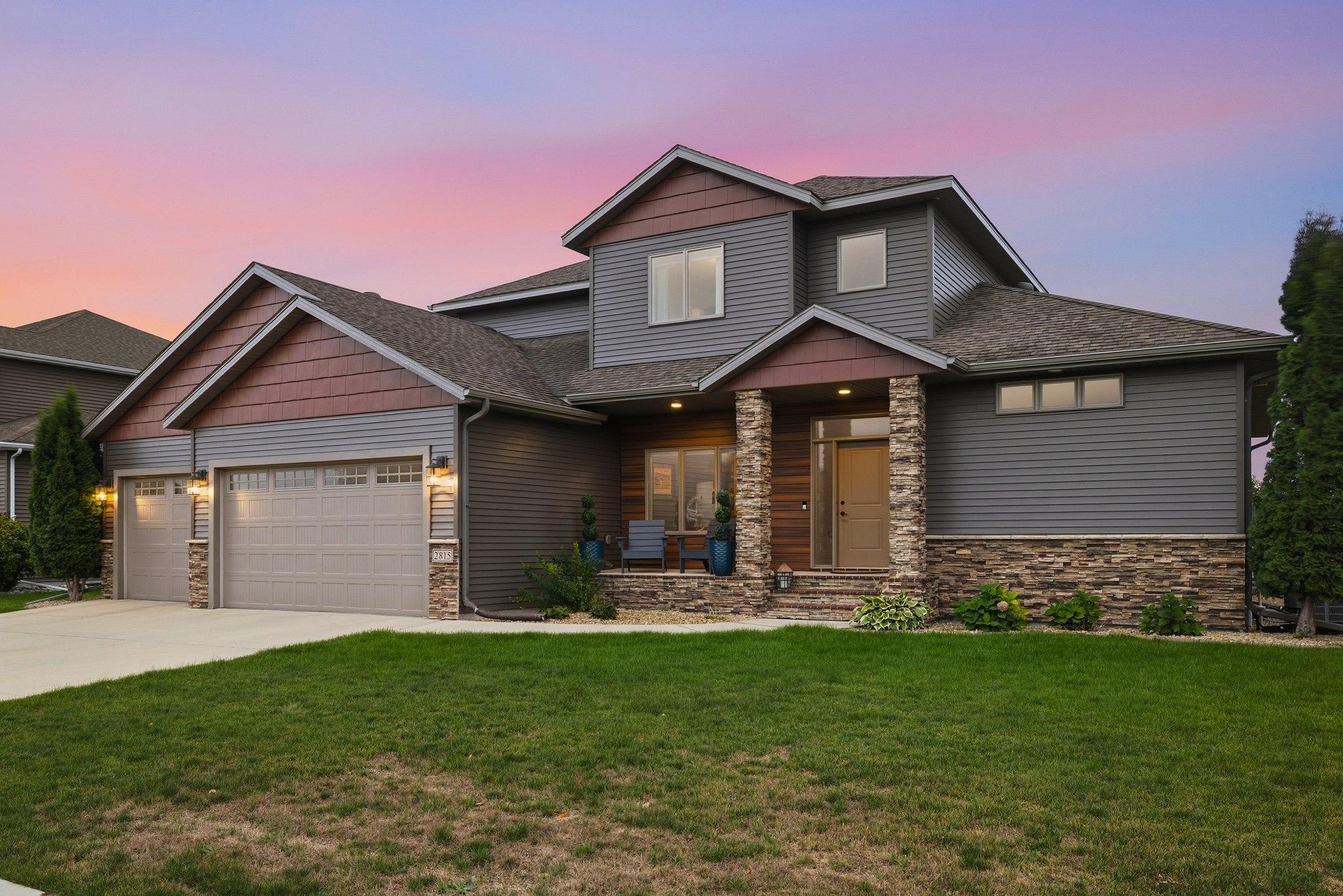 2015 single family home for sale at 2815 PYLE Lane E in West Fargo, ND — 6 bed, 4 bath (photo 45 of 56)