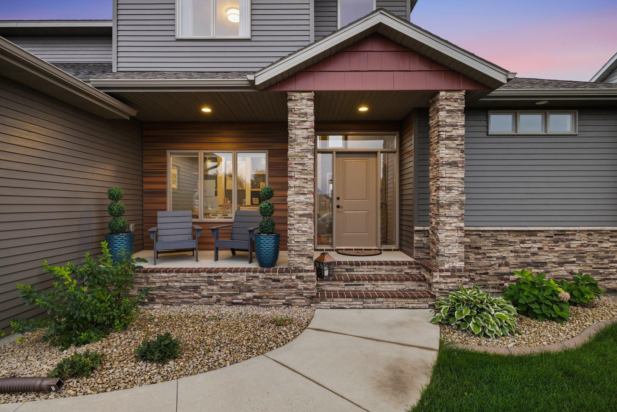 2015 single family home for sale at 2815 PYLE Lane E in West Fargo, ND — 6 bed, 4 bath (photo 48 of 56)