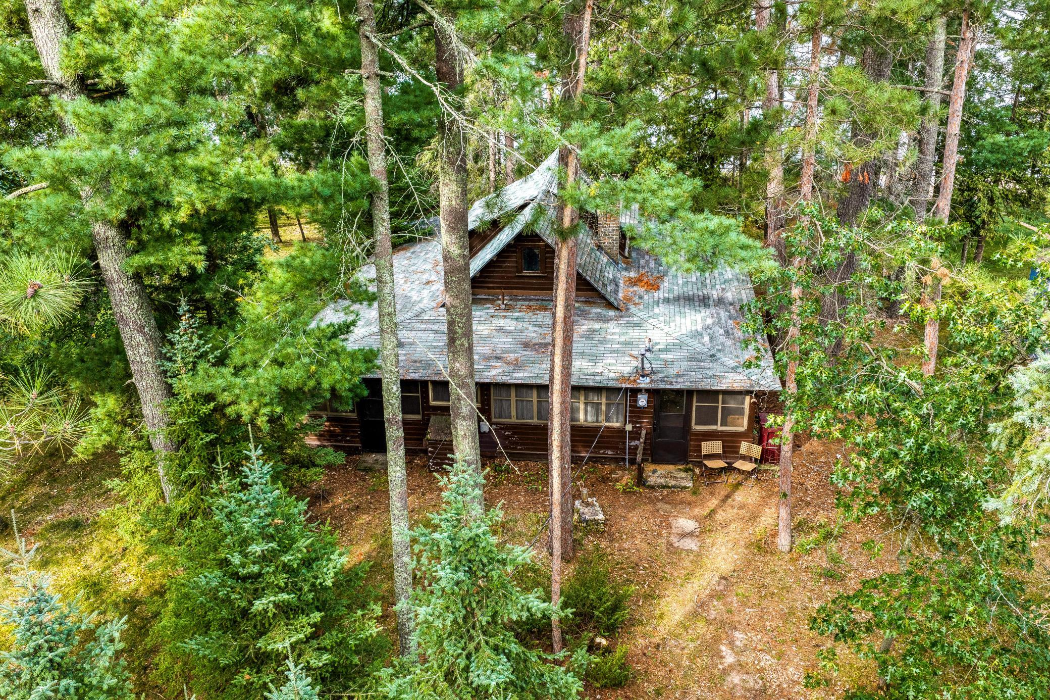 1930 single family home for sale at 5907 Lavinia Road NE in Bemidji, MN — 2 bed, 1 bath (photo 3 of 35)