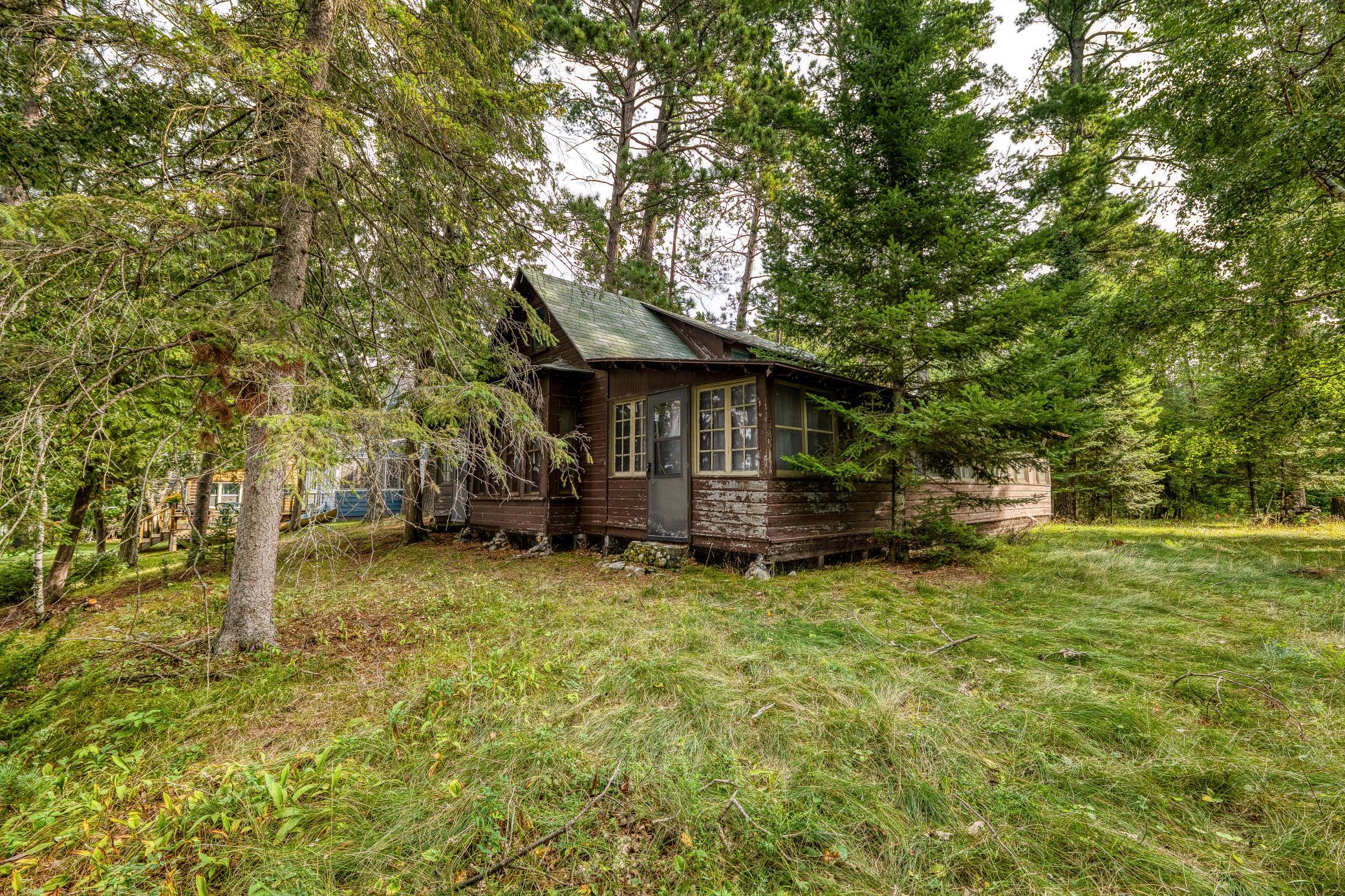 1930 single family home for sale at 5907 Lavinia Road NE in Bemidji, MN — 2 bed, 1 bath (photo 21 of 35)
