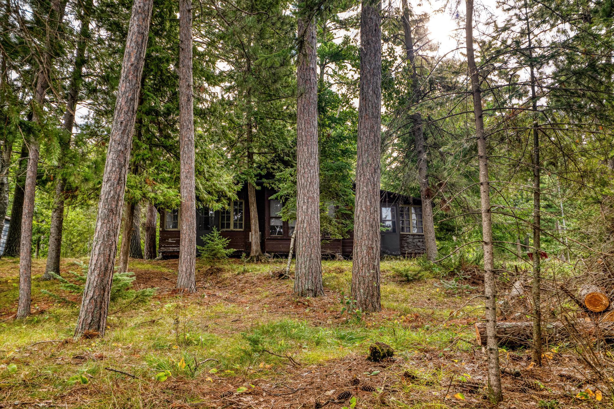 1930 single family home for sale at 5907 Lavinia Road NE in Bemidji, MN — 2 bed, 1 bath (photo 26 of 35)
