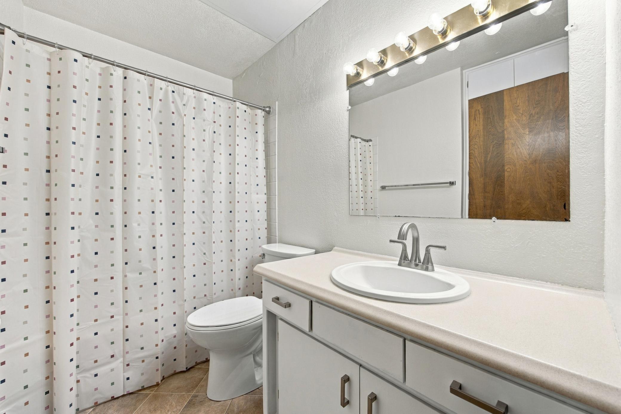 1967 condo for sale at 3108 5th Street S, Unit 9 in Moorhead, MN — 2 bed, 1 bath (photo 18 of 24)