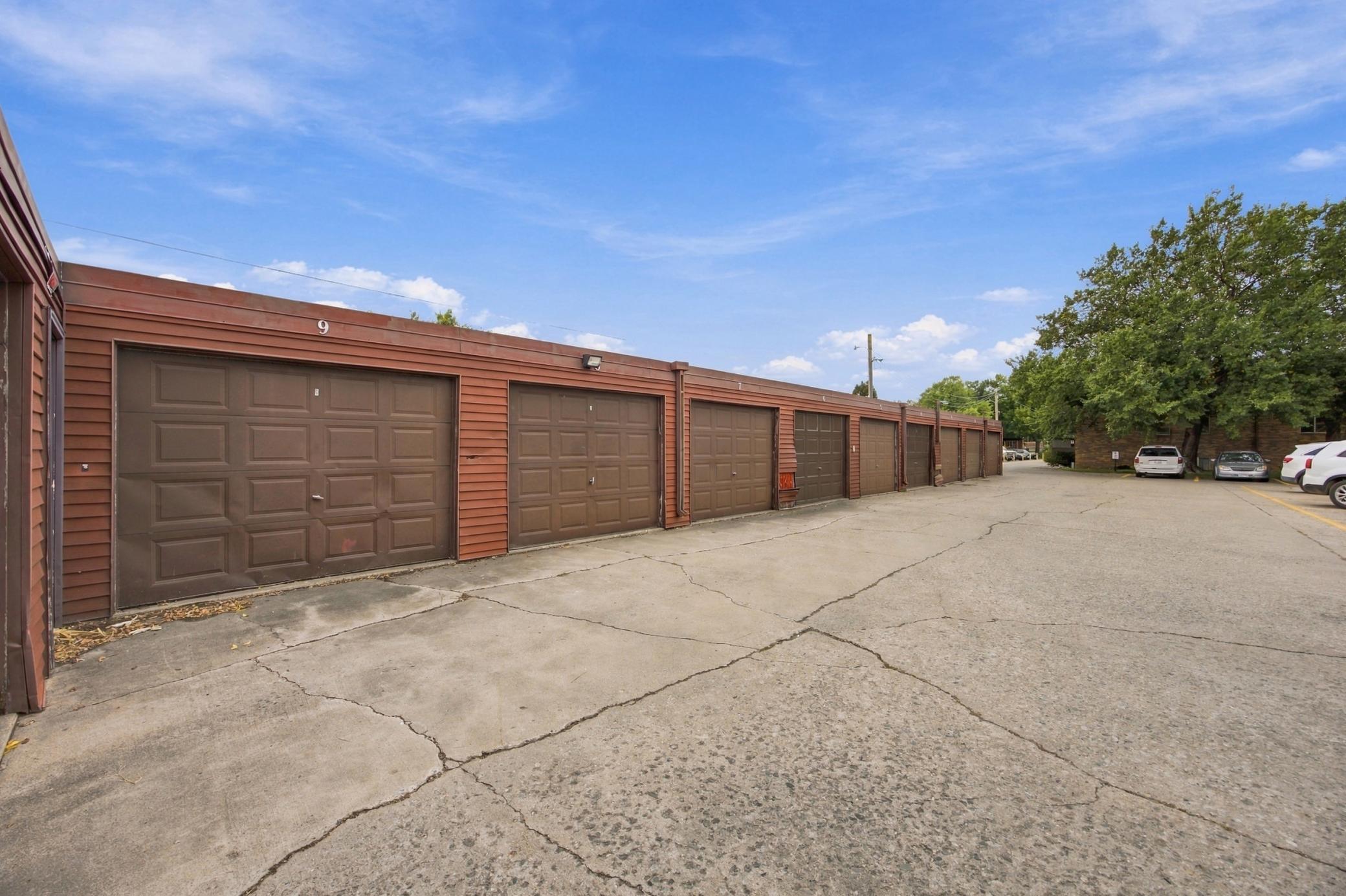 1967 condo for sale at 3108 5th Street S, Unit 9 in Moorhead, MN — 2 bed, 1 bath (photo 21 of 24)