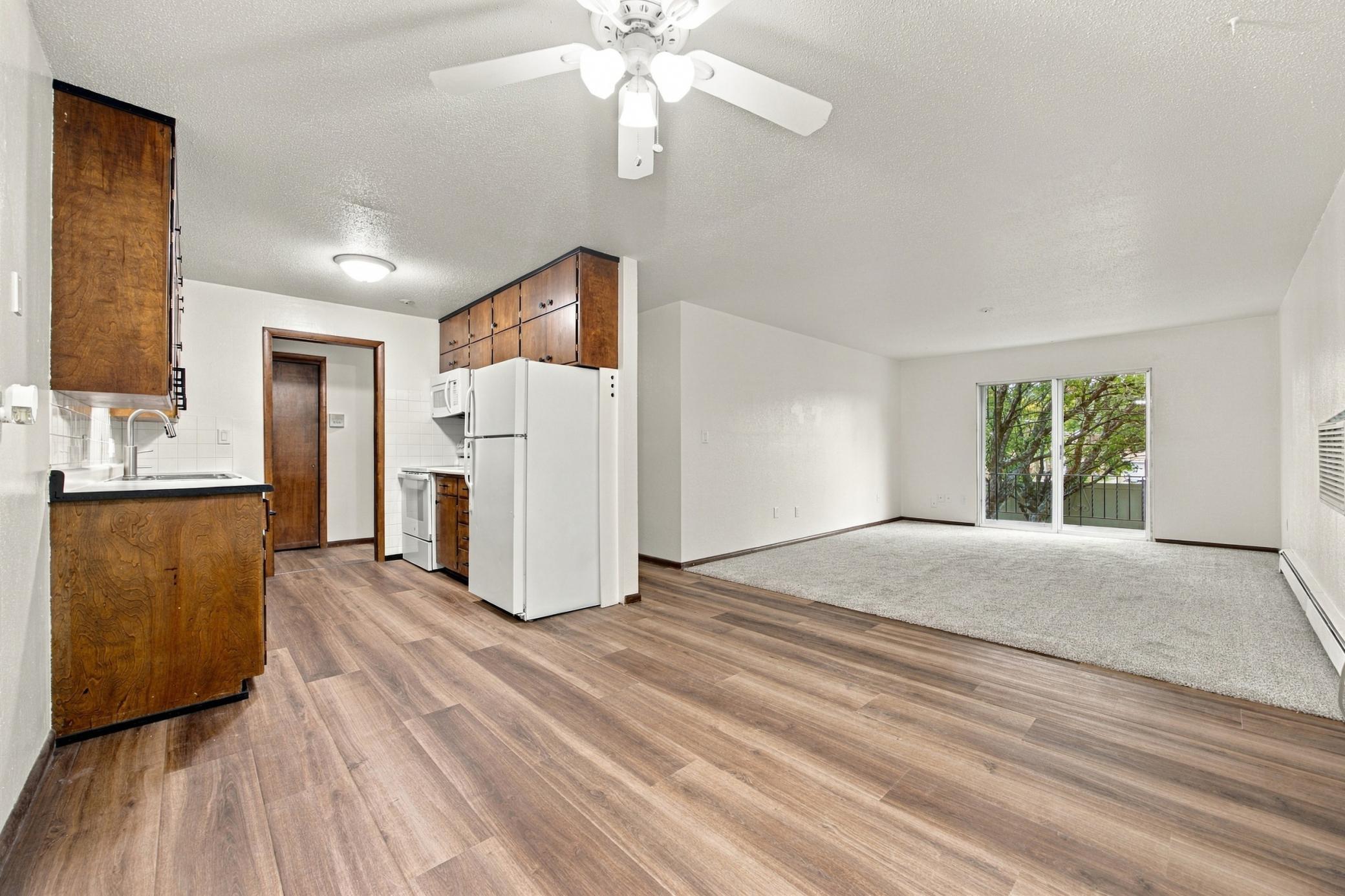 1967 condo for sale at 3108 5th Street S, Unit 9 in Moorhead, MN — 2 bed, 1 bath (photo 9 of 24)